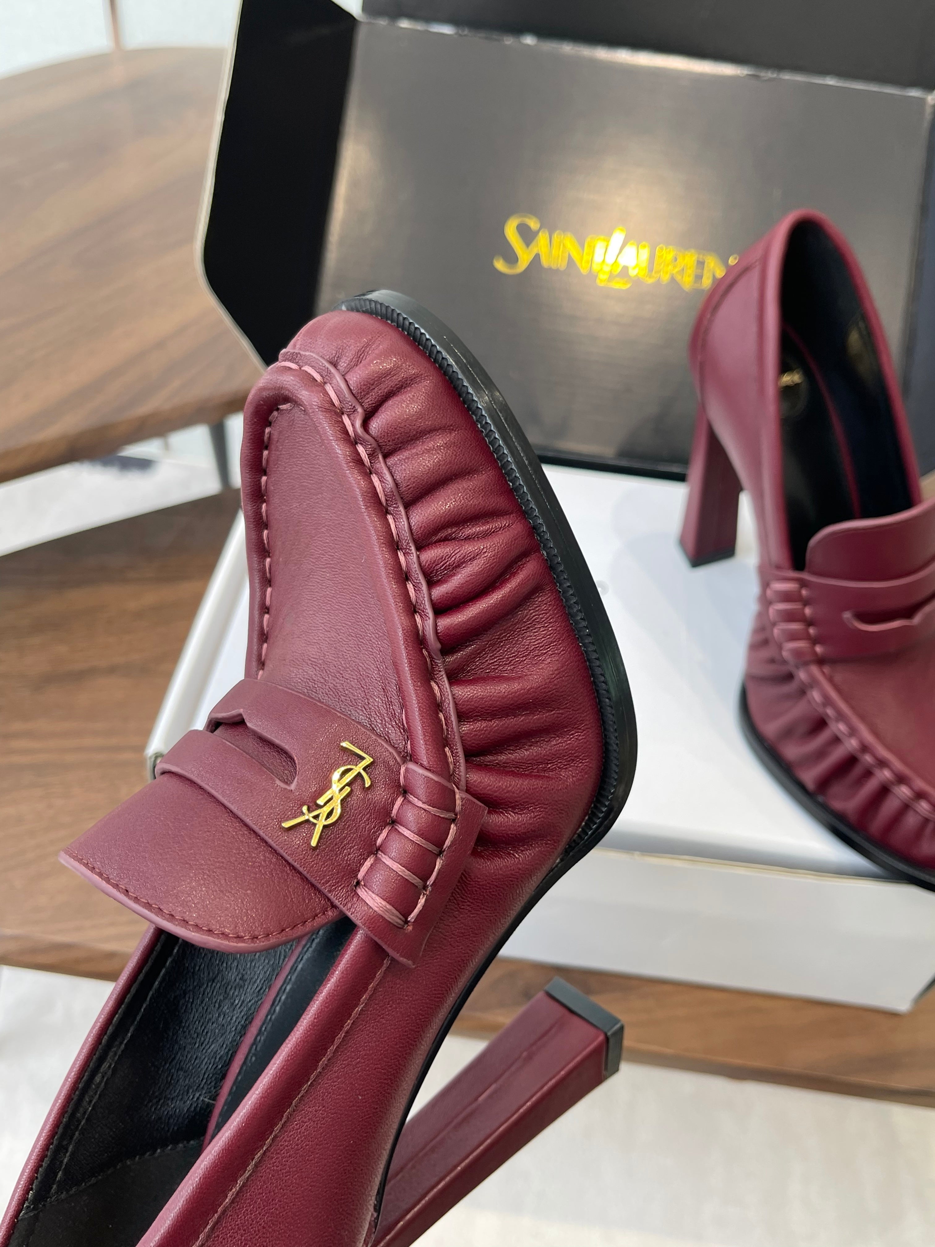YSL 26S HEELED LOAFERS 100 MM IN DARK RED CALFSKIN