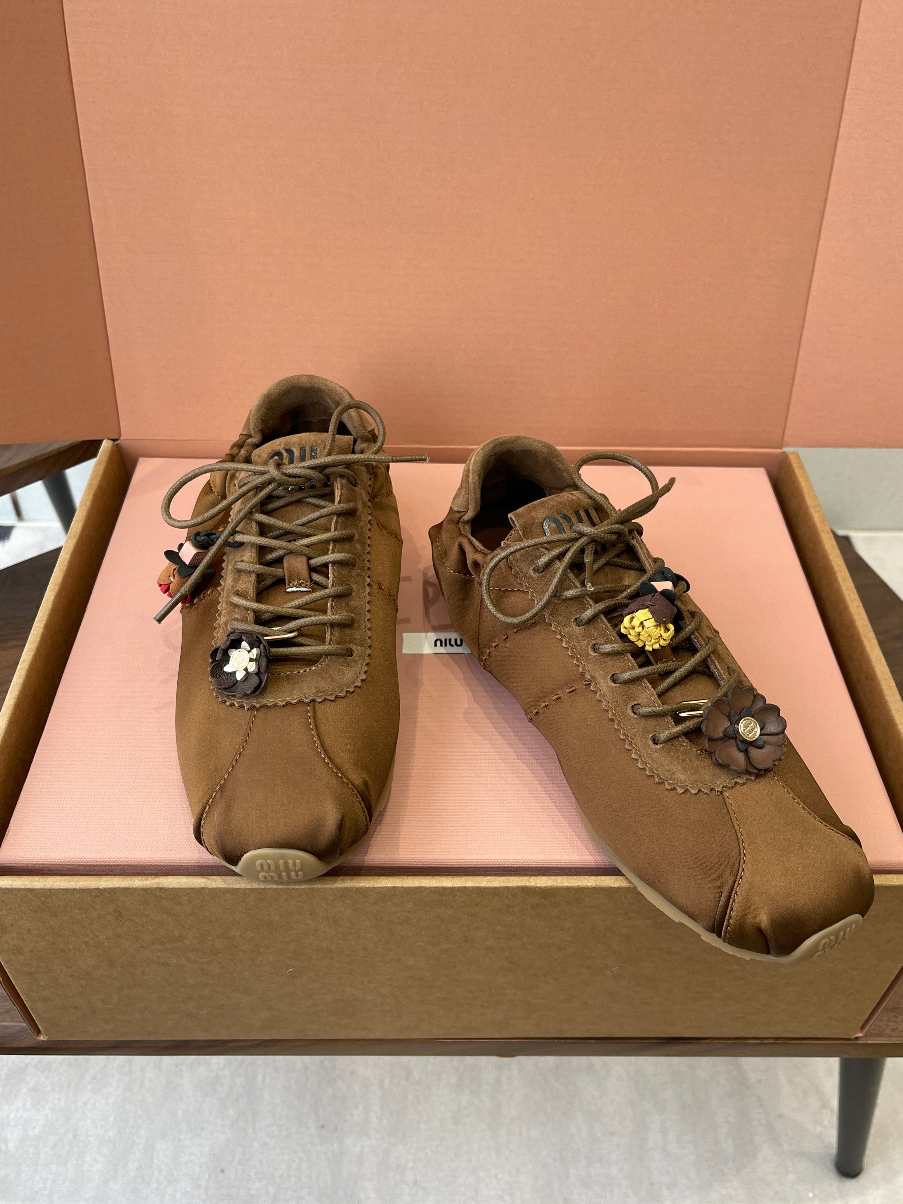 MIUMIU 26S SNEAKERS IN DARK BROWN PLUME SATIN