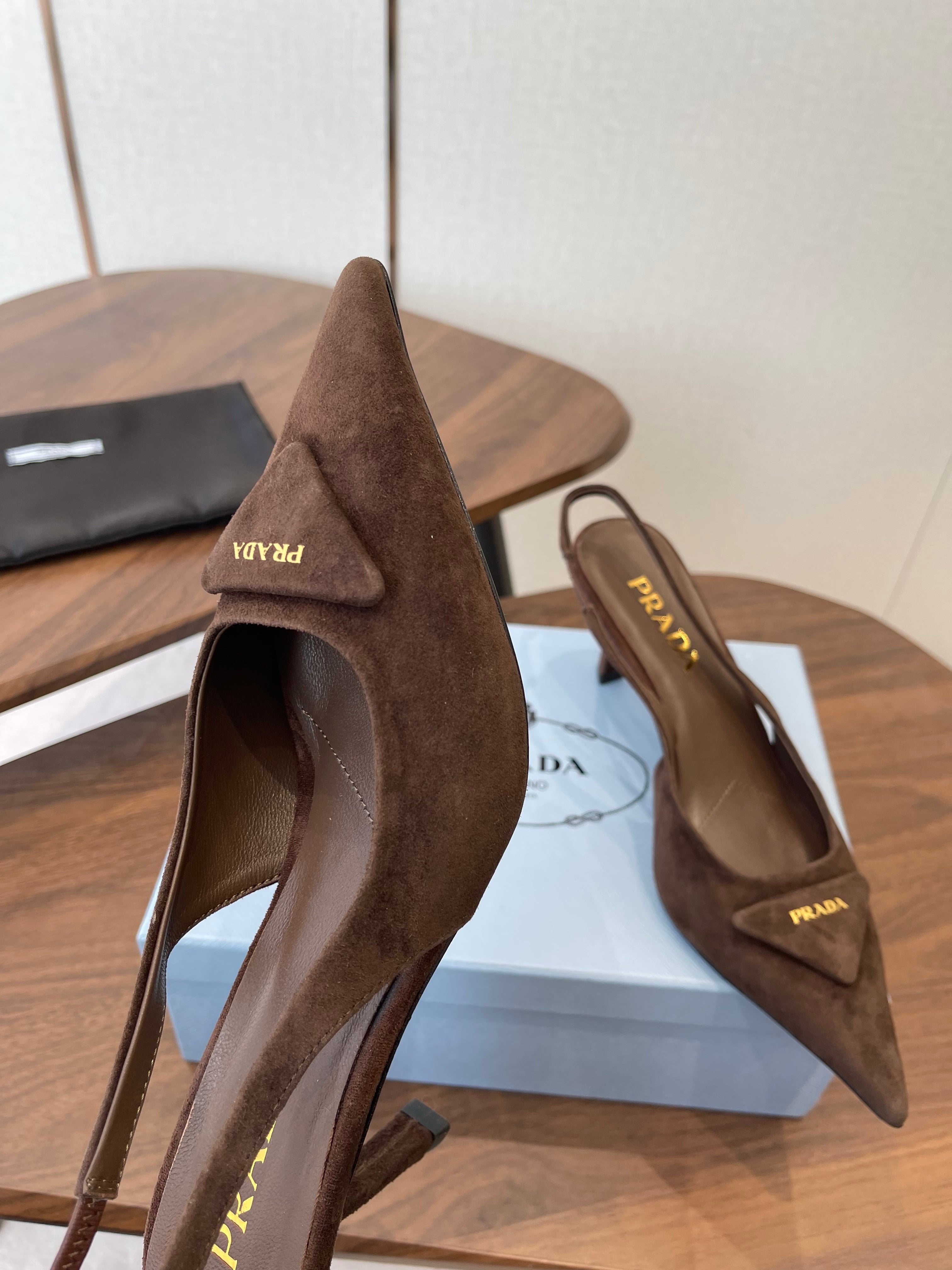 PRADA 26S SLINGBACK PUMPS 75MM IN DARK BROWN SUEDE WITH LOGO