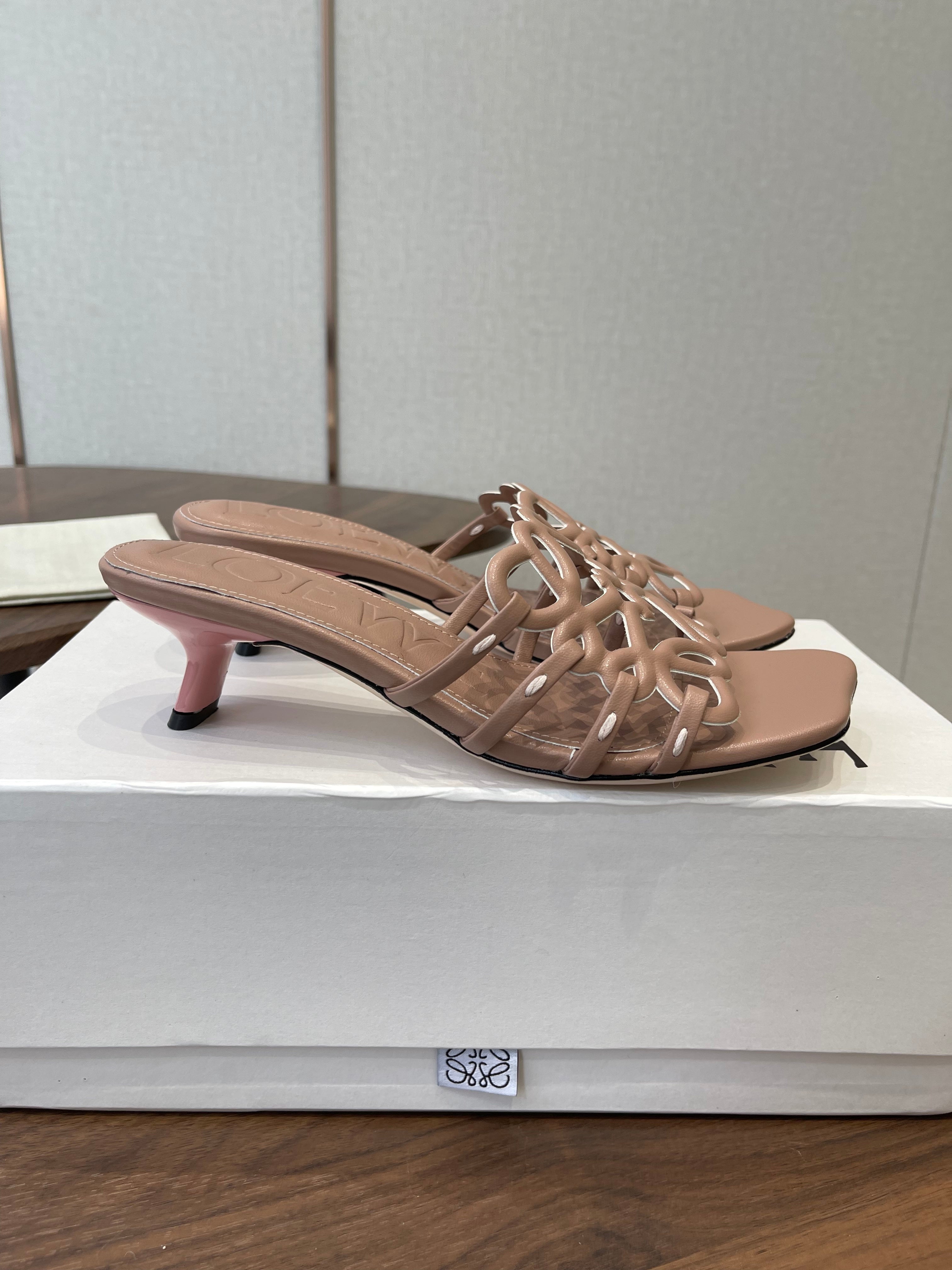 LOEWE 26S HIGH HEEL SANDALS IN TAUPE BROWN CALFSKIN