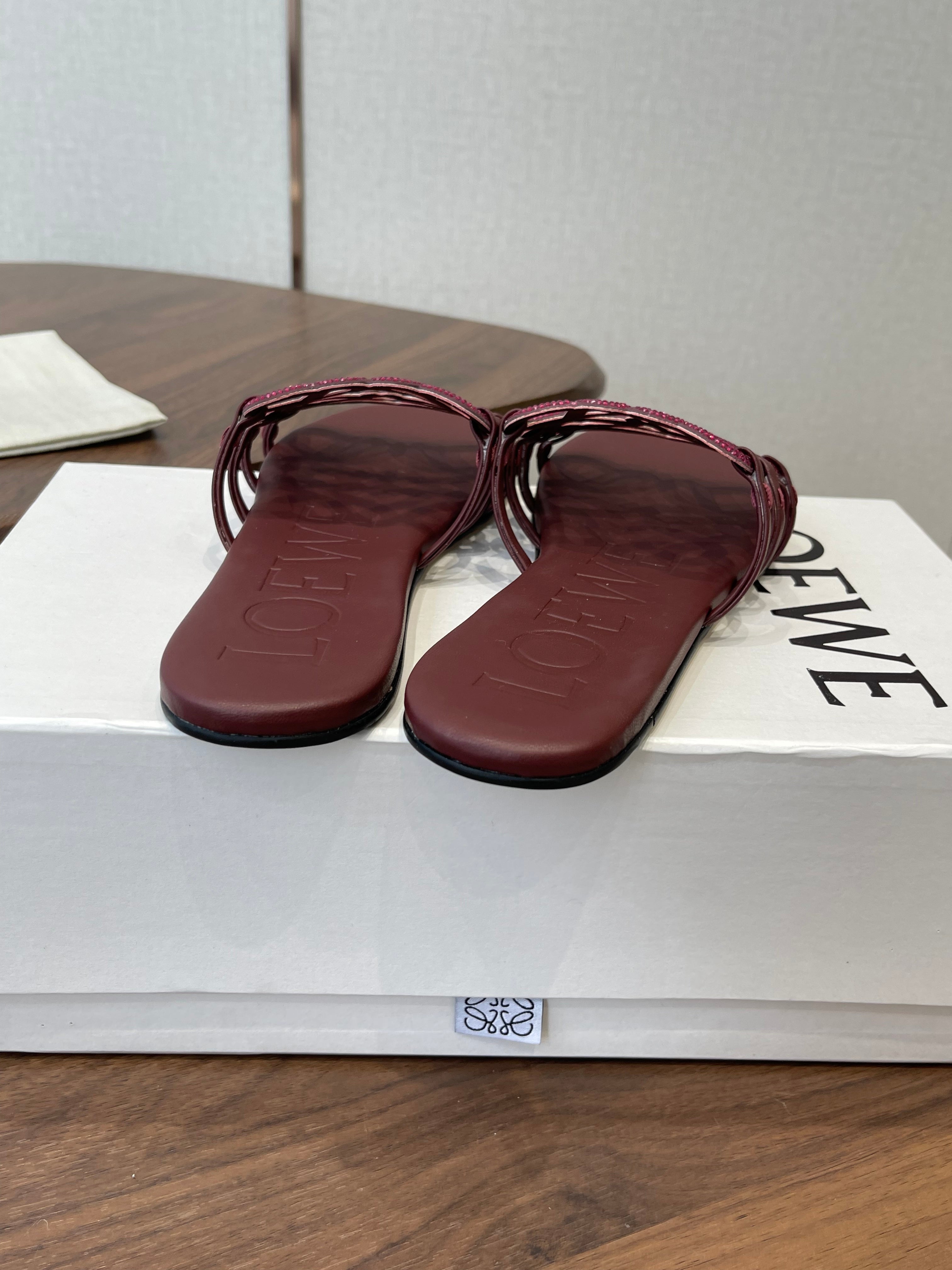 LOEWE 26S FLAT SANDALS IN WINE RED CALFSKIN WITH CRYSTALS