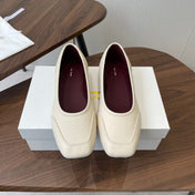 THE ROW 26S SQUARE TOE  BALLET FLATS IN CREAM WHITE CALFSKIN
