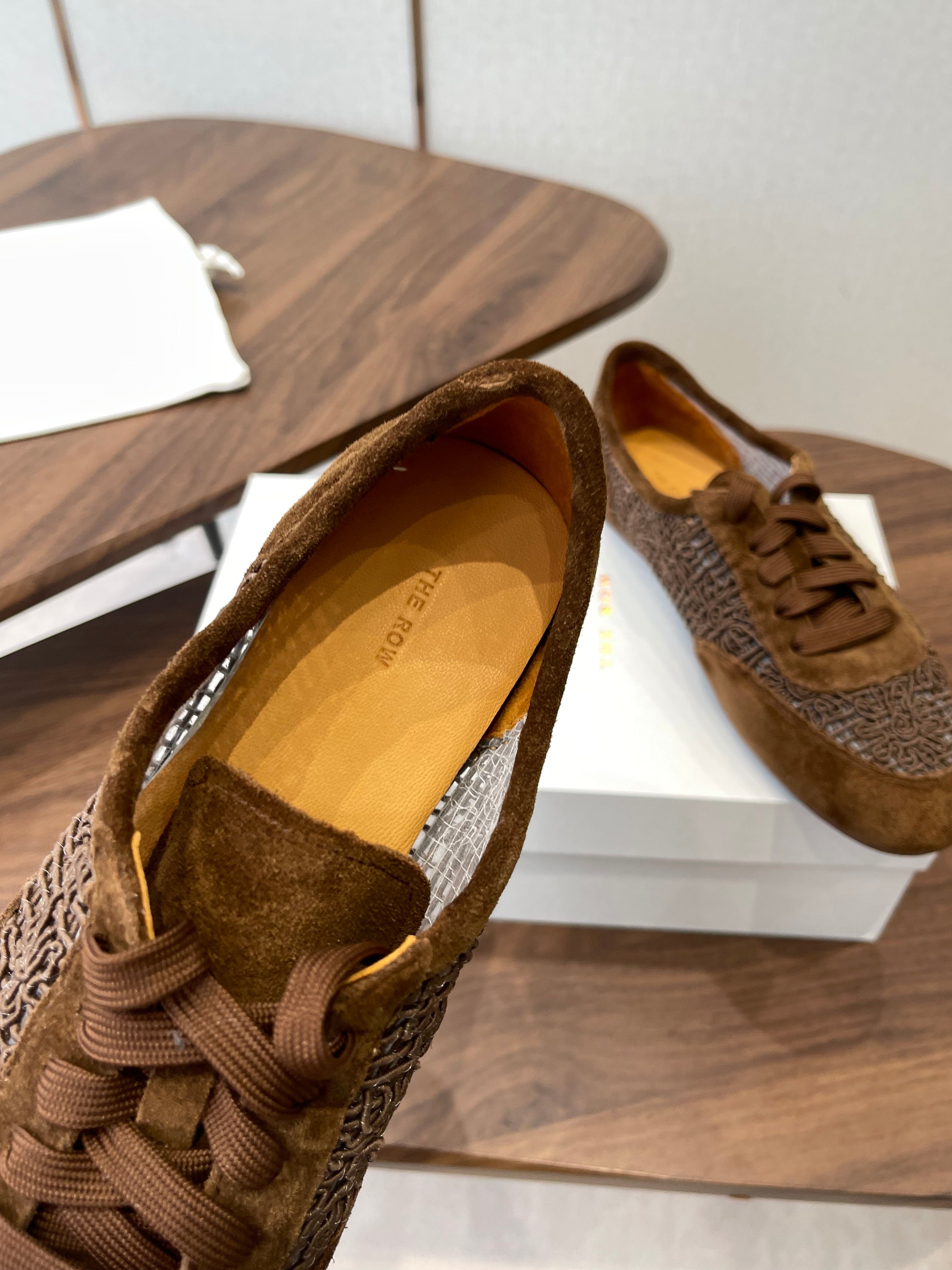 THE ROW 26S LACE UP SNEAKERS IN CARAMEL BROWN SUEDE