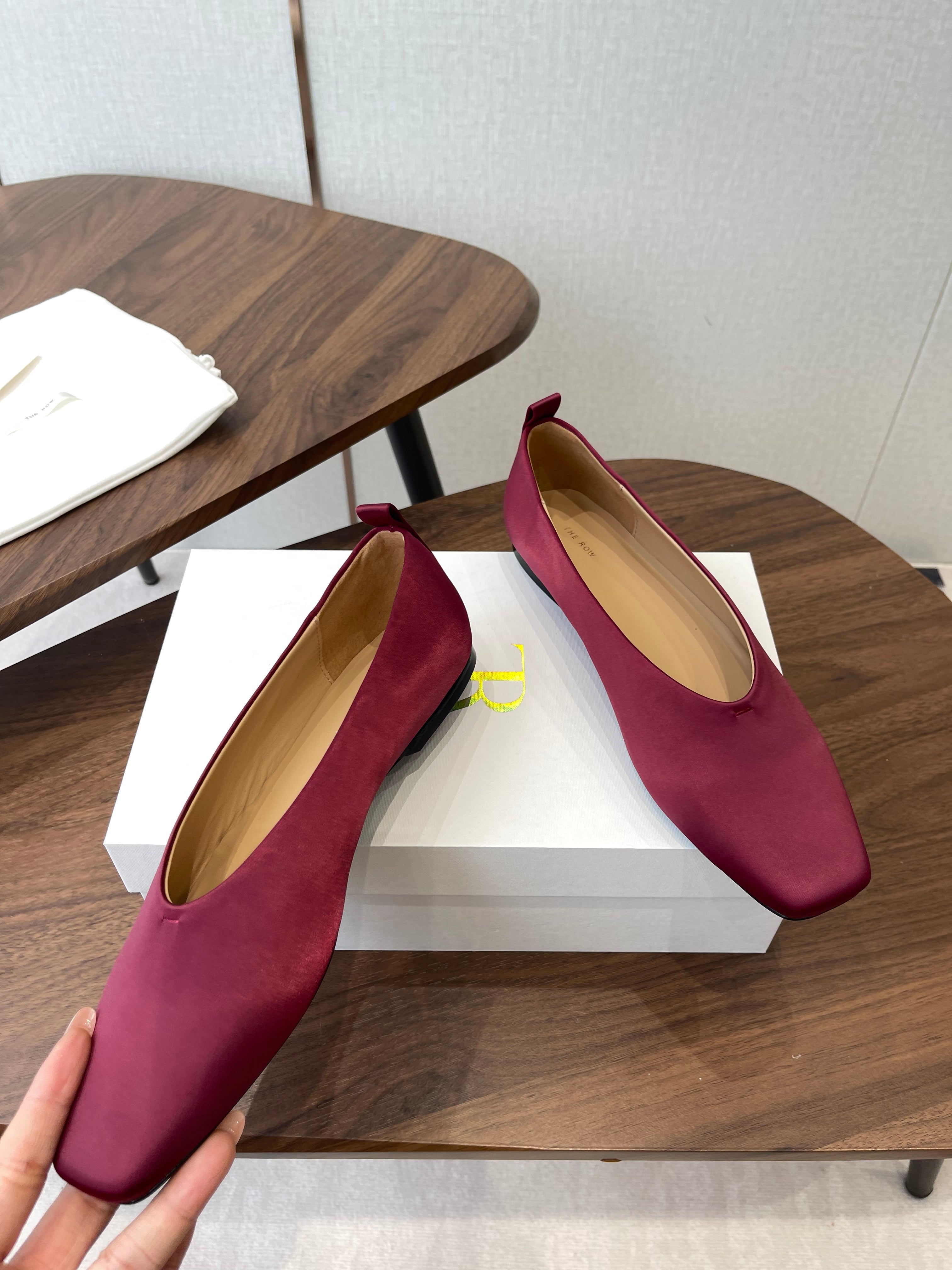 THE ROW 26S SQUARE TOE BALLET FLATS IN WINE RED SATIN