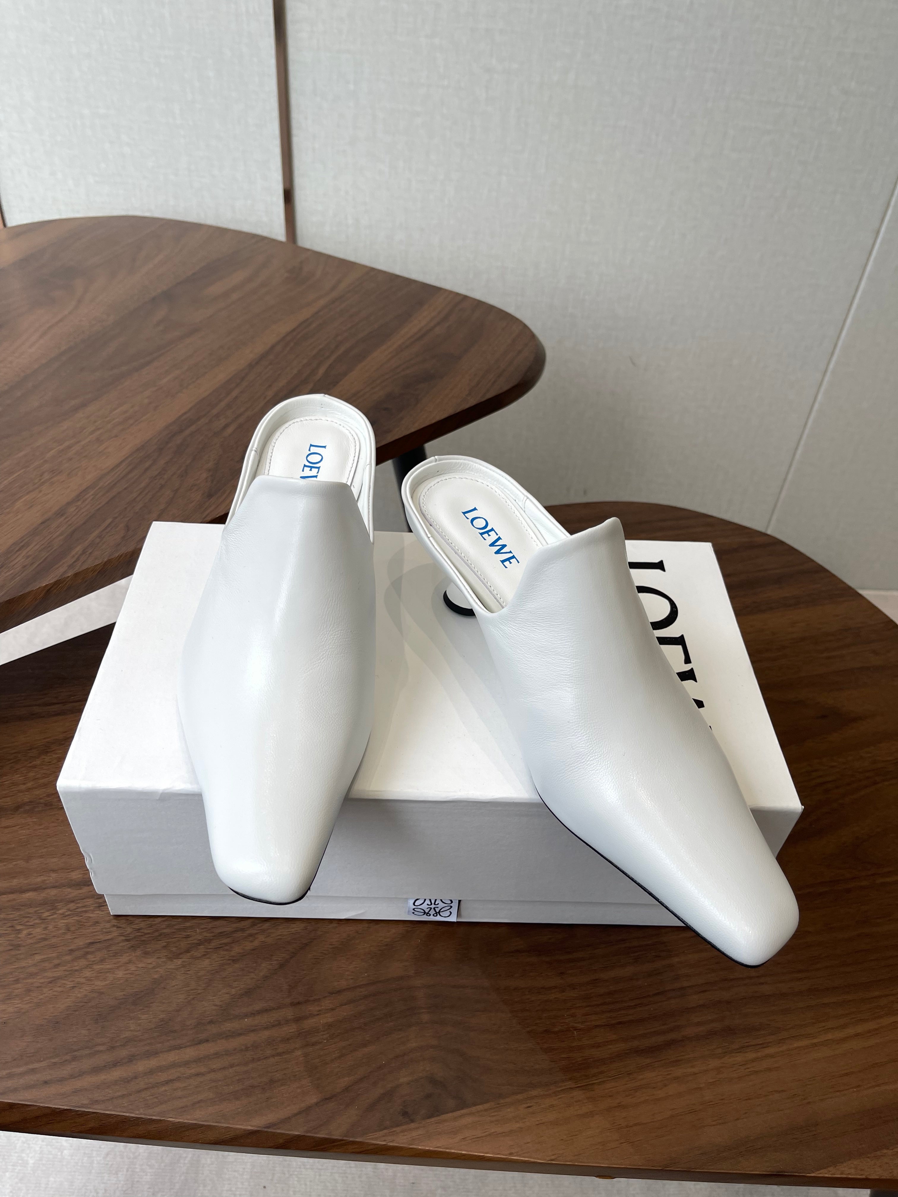 LOEWE 26S EMILY MULE 55MM IN WHITE CALFSKIN