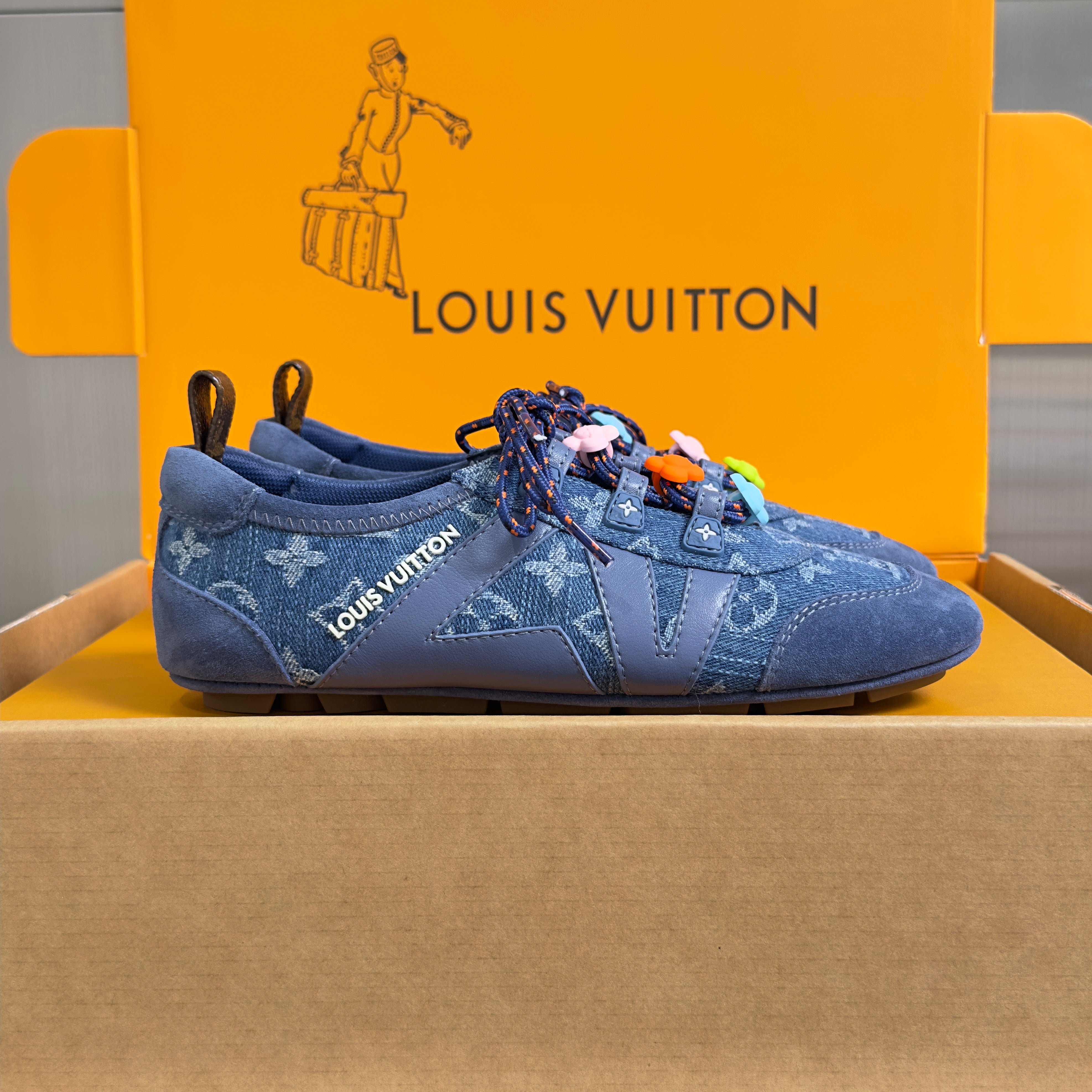 LV 26S SNEAKERINA SNEAKERS IN BLUE MONOGRAM DENIM AND CALFSKIN