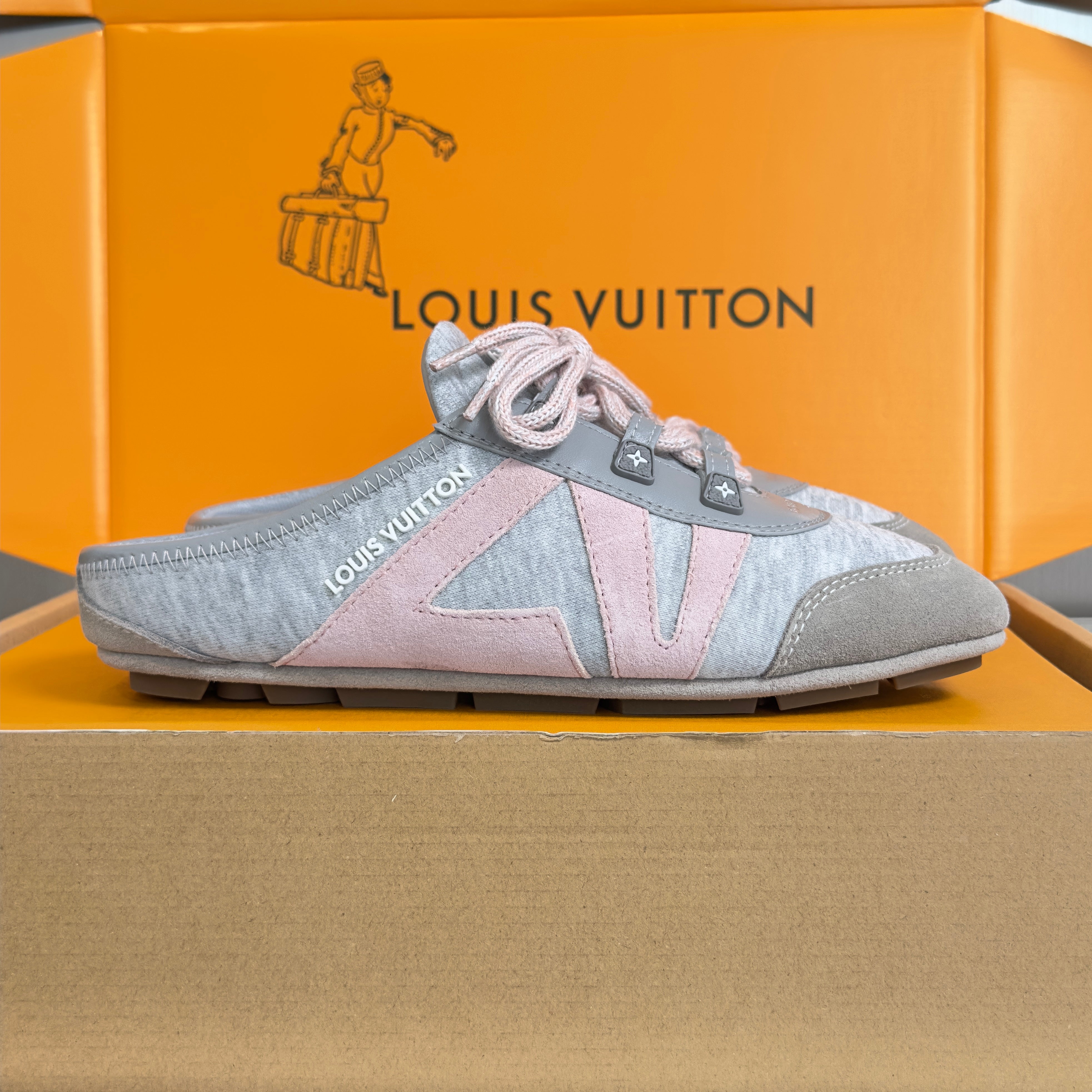 LV 26S SNEAKERINA OPEN BACK SNEAKERS IN GREY PINK FABRIC AND SUEDE