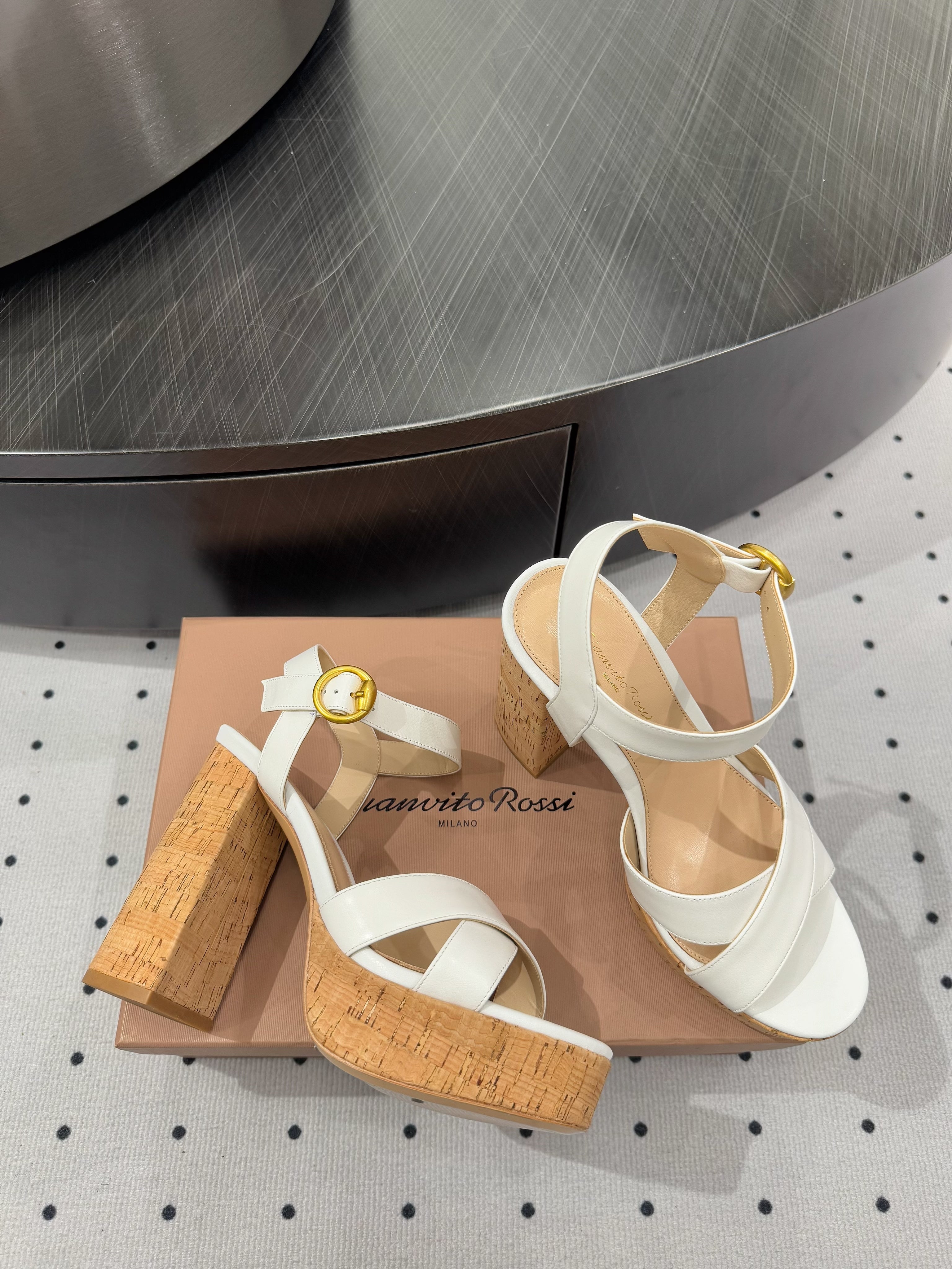 GIANVITO ROSSI 26S CROSS-STRAP SANDALS 115 MM IN WHITE CALFSKIN