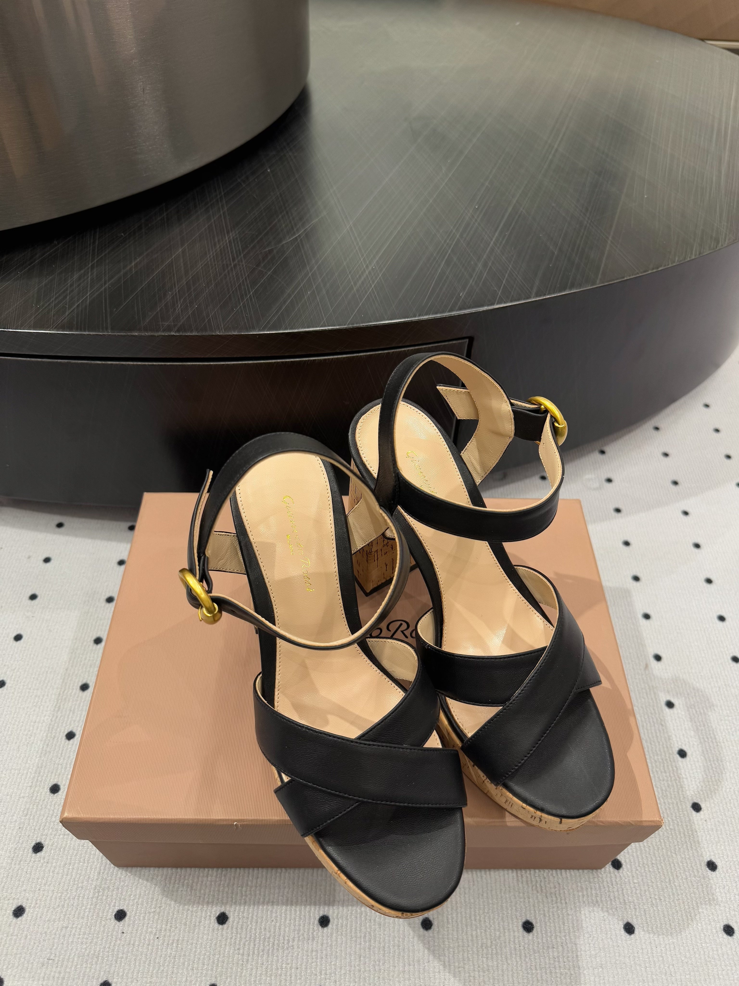 GIANVITO ROSSI 26S CROSS-STRAP SANDALS 115 MM IN BLACK CALFSKIN