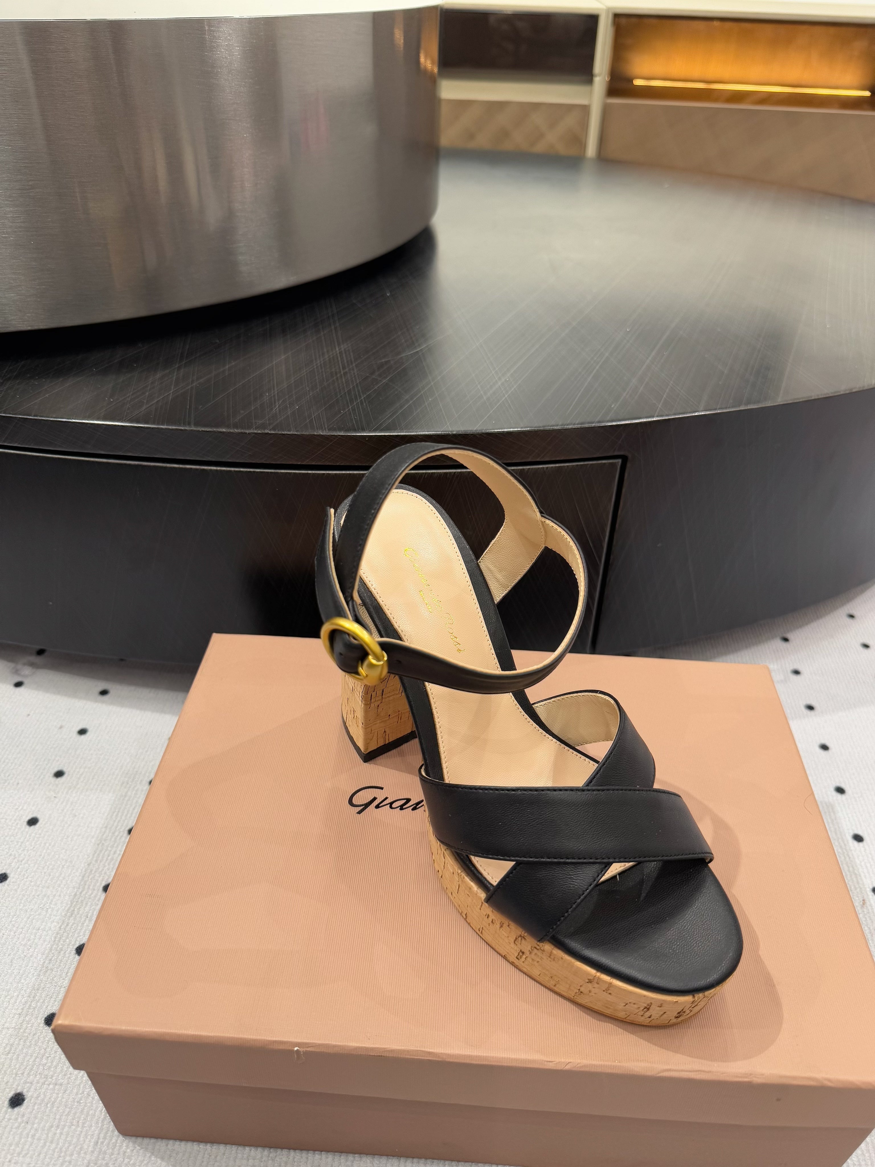 GIANVITO ROSSI 26S CROSS-STRAP SANDALS 115 MM IN BLACK CALFSKIN