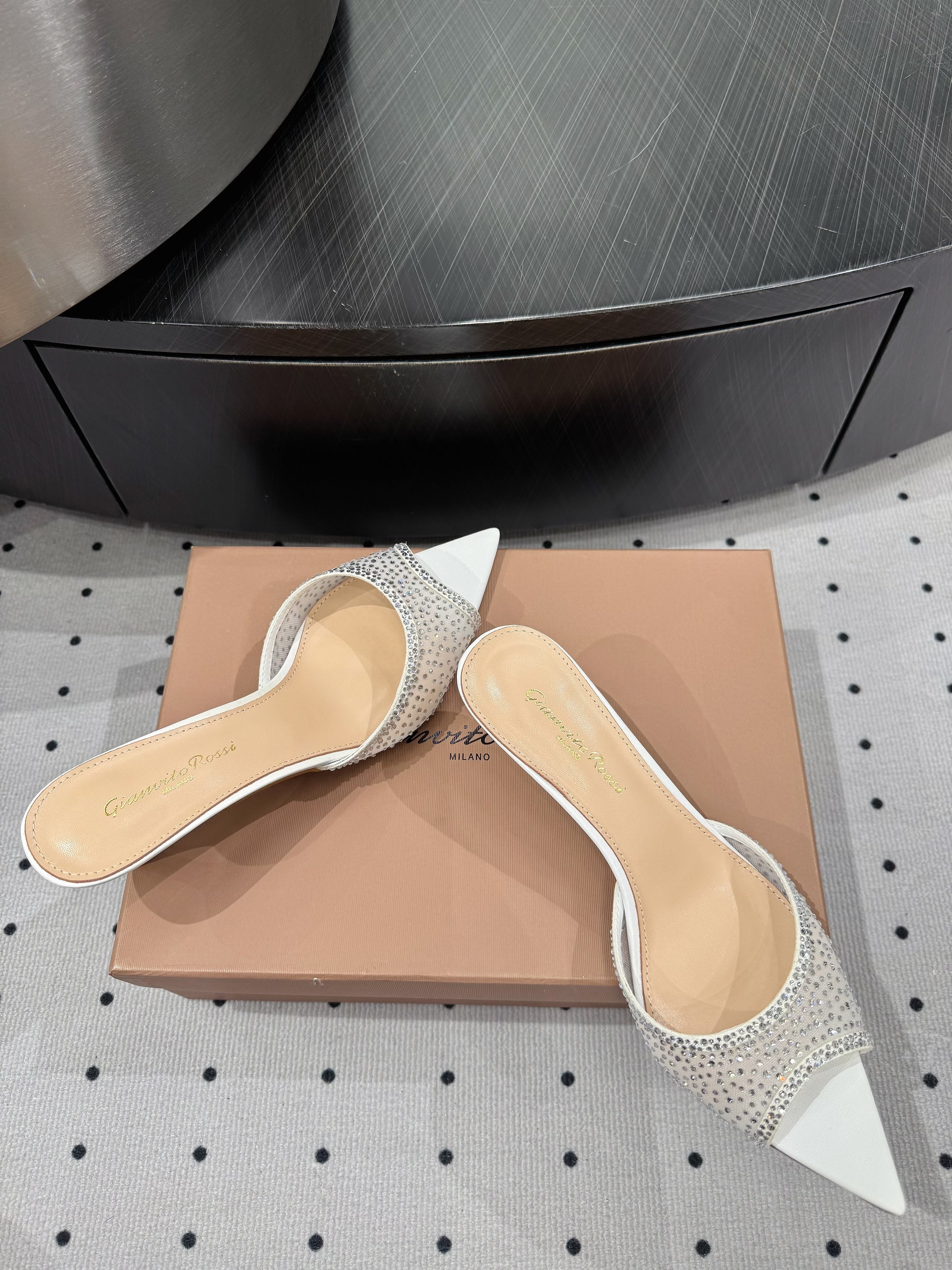 GIANVITO ROSSI 26S HIGH-HEEL SANDALS 55 MM IN WHITE LAMBSKIN & CRYSTAL