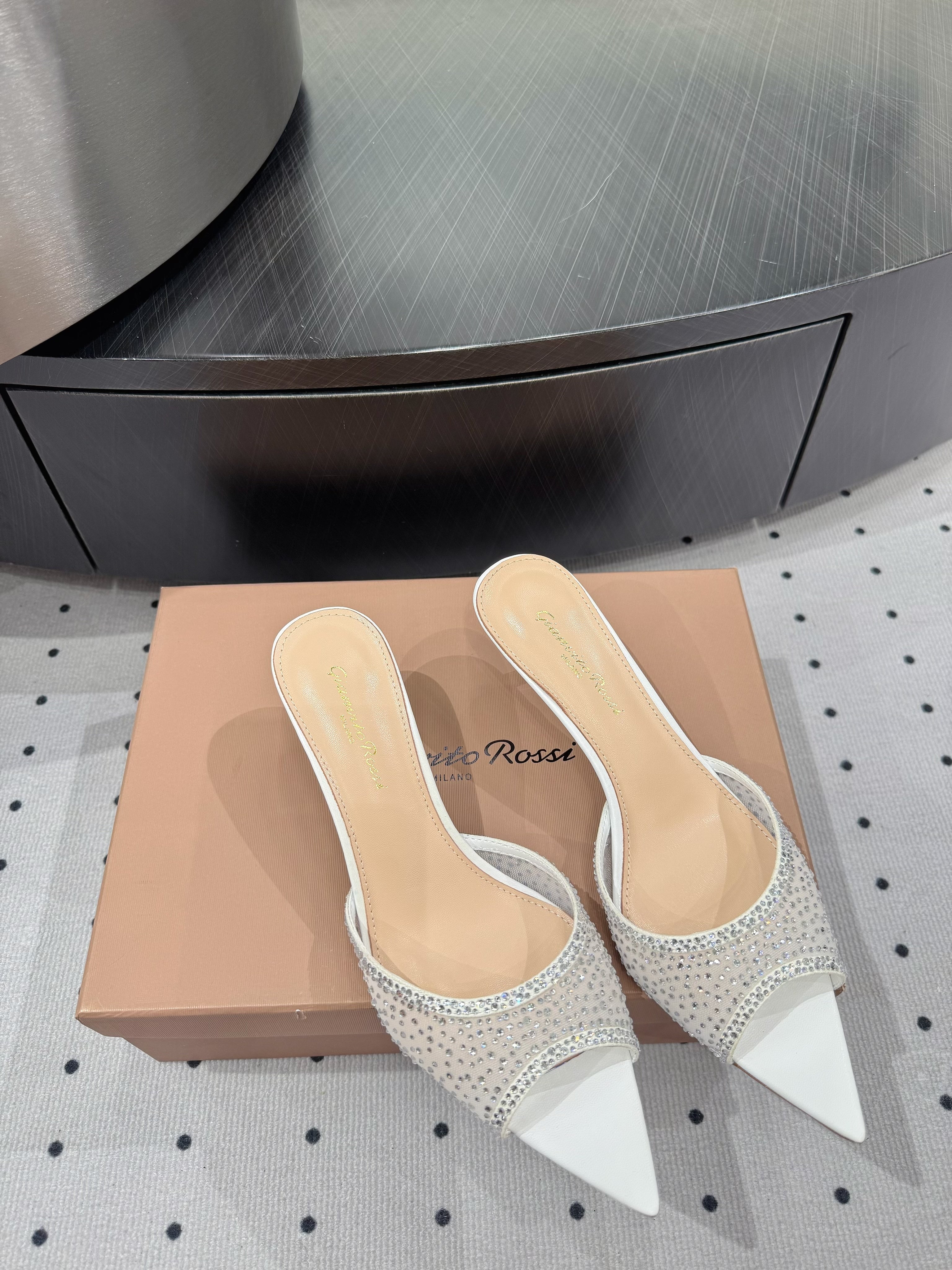 GIANVITO ROSSI 26S HIGH-HEEL SANDALS 55 MM IN WHITE LAMBSKIN & CRYSTAL