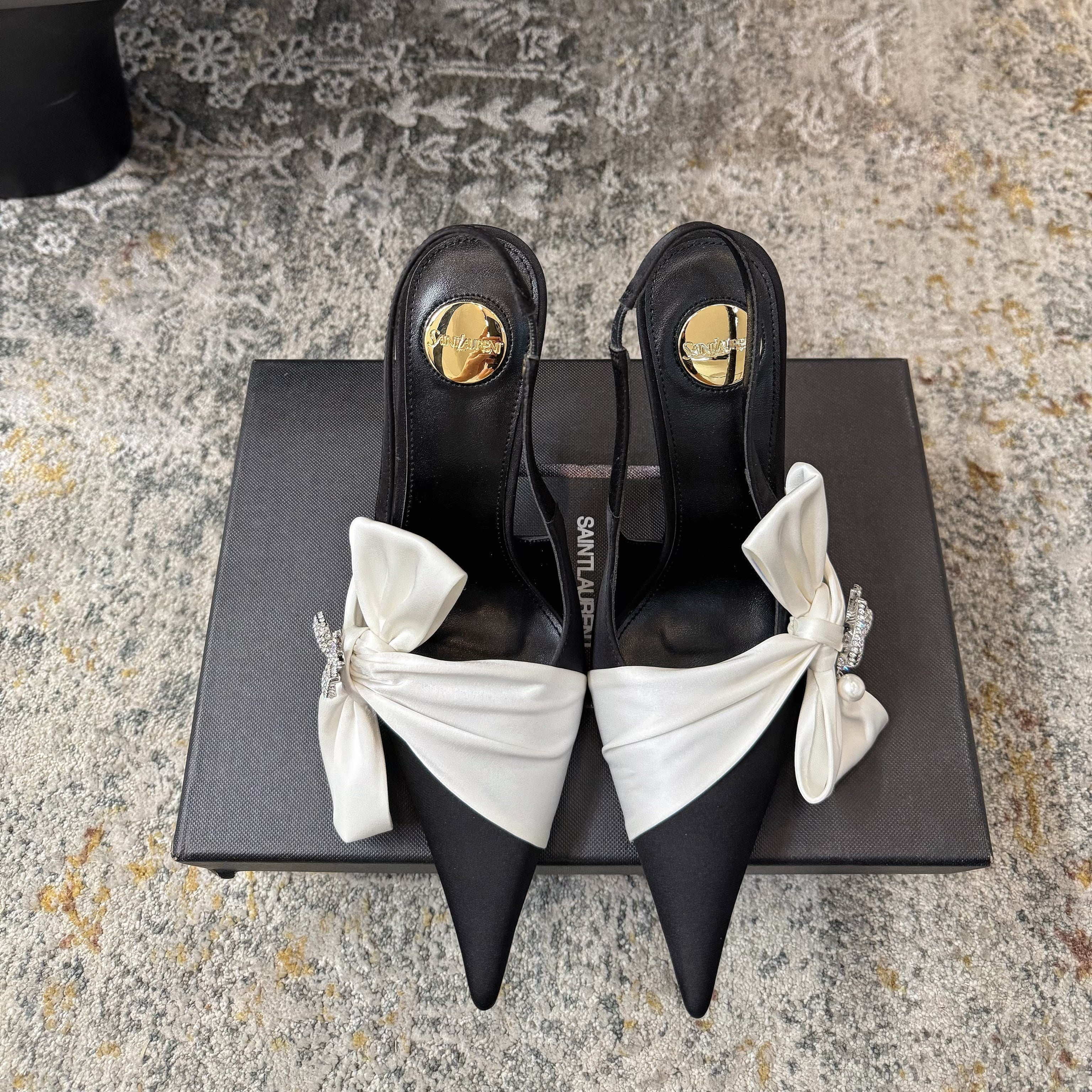 YSL 26S HEELED SLINGBACKS 100 MM IN BLACK AND WHITE SILK