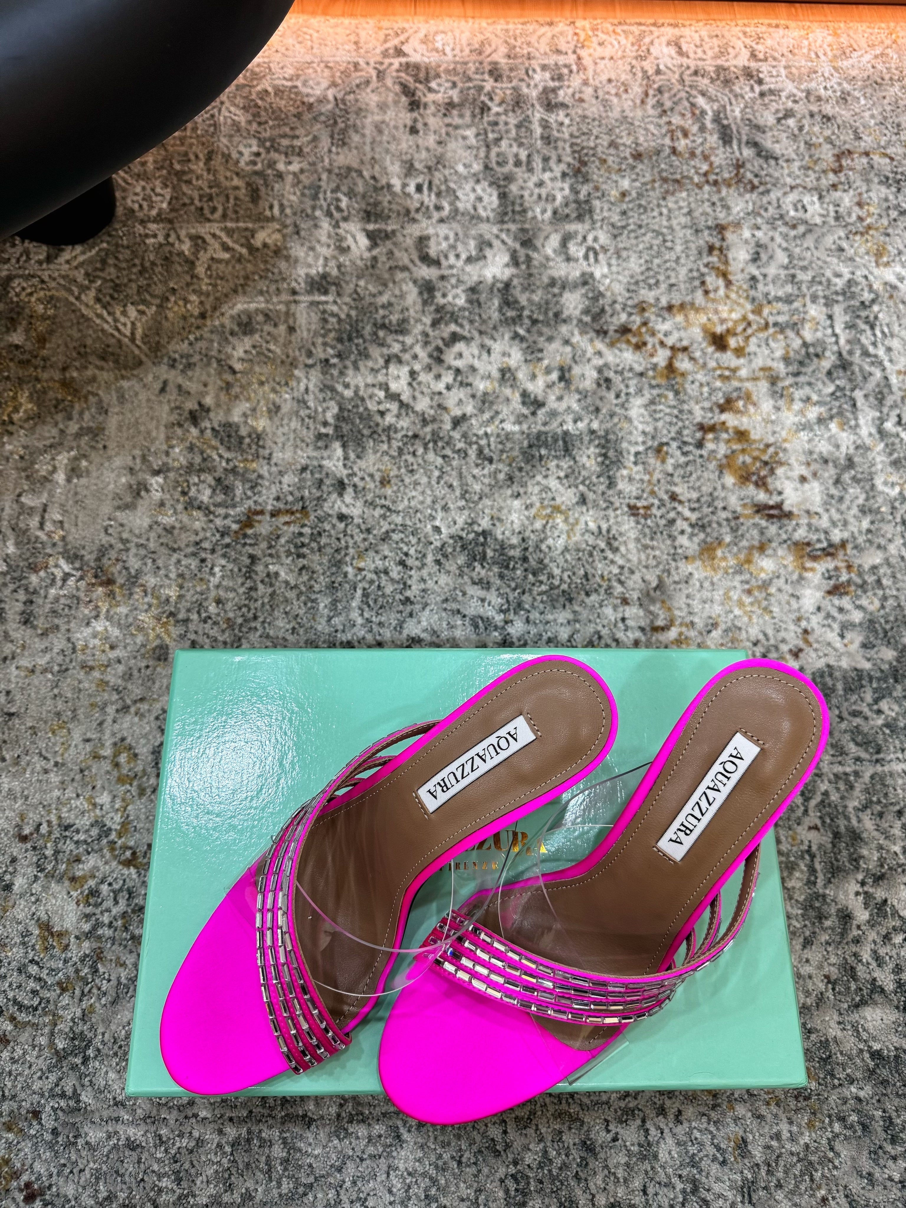 AQUAZZURA 26S CRYSTAL MULES 90 MM IN DARK PINK SATIN