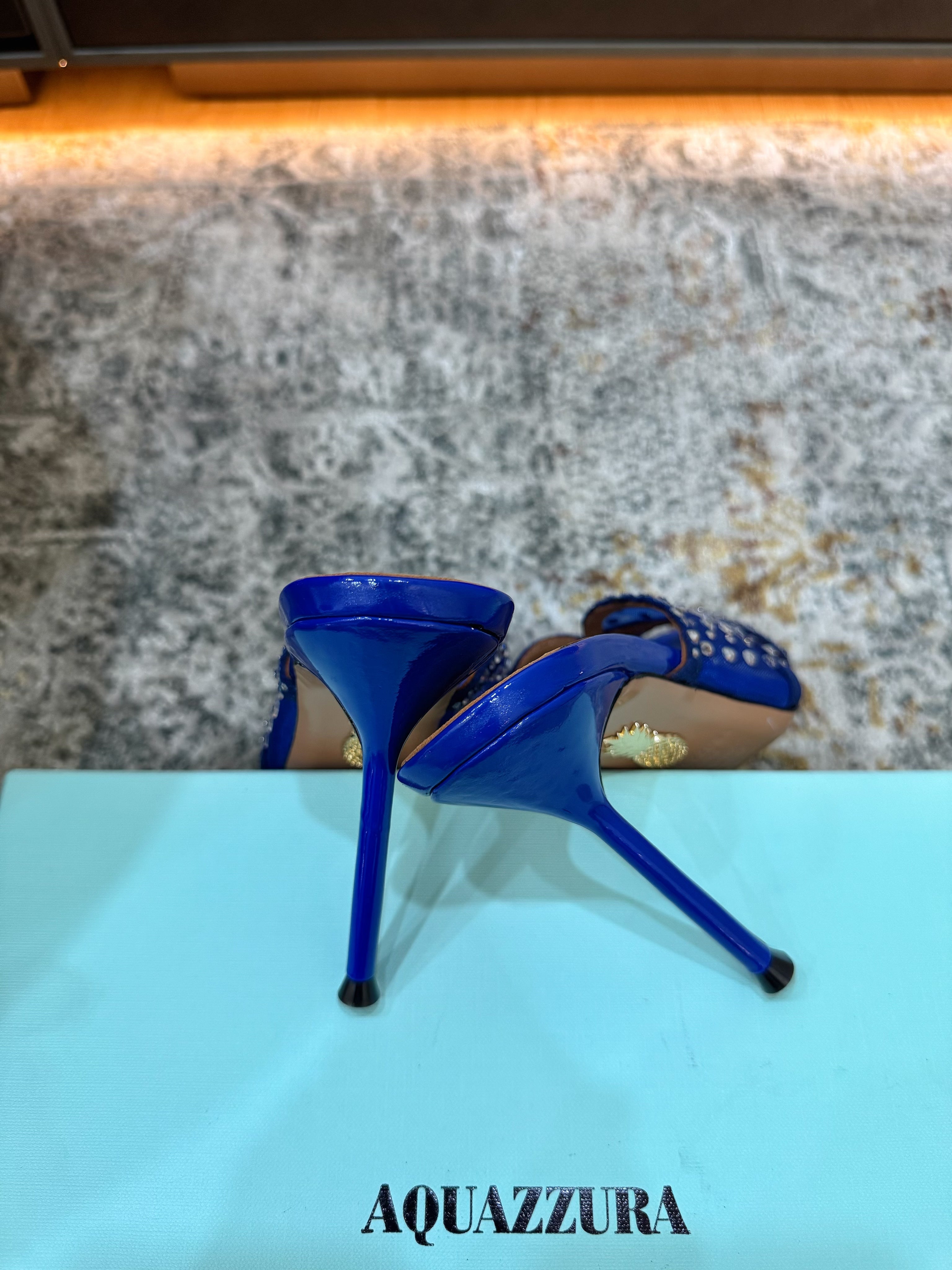 AQUAZZURA 26S HIGH-HEEL SANDALS 105 MM IN NAVY BLUE PATENT CALFSKIN AND MESH