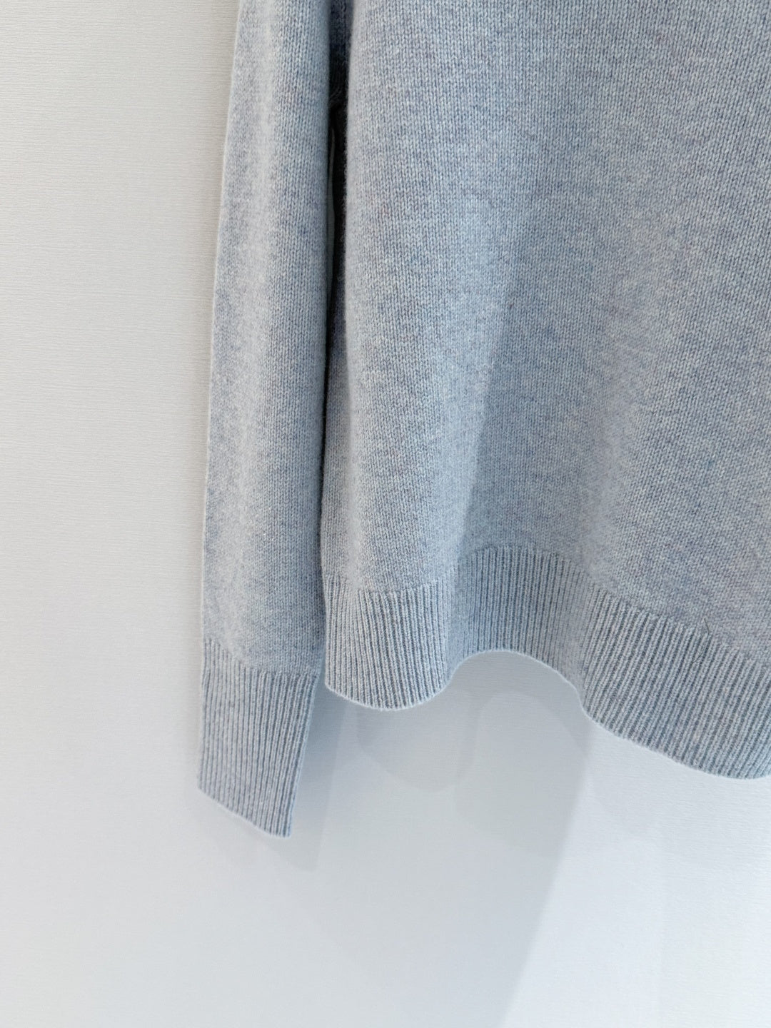 LOEWE 26S CREW-NECK KNIT SWEATER 695