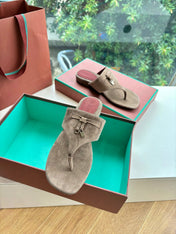 LP THONG SANDALS 25S IN STONE BROWN SUEDE