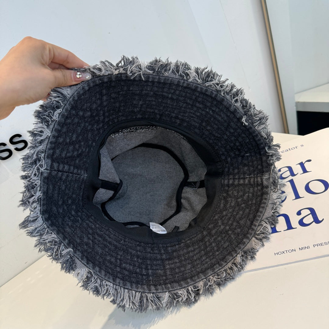 LOEWE 26S DENIM BUCKET HAT STYLE 180