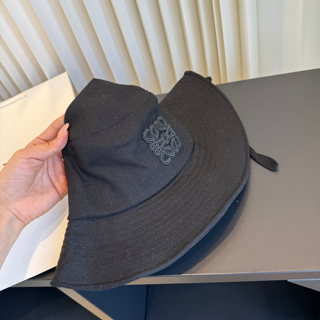 LOEWE 26S COTTON BUCKET HAT STYLE 060