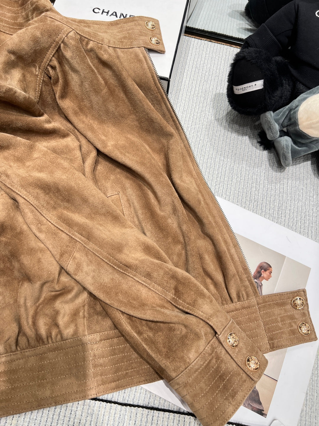CELINE 26S SUEDE ZIP-UP JACKET 560
