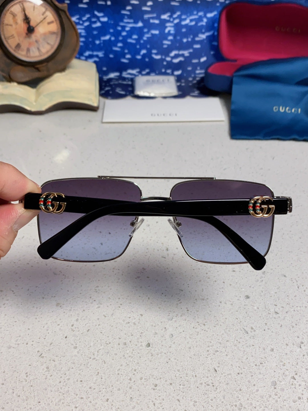 GUCCI 26S SQUARE FRAME IN METAL 426395