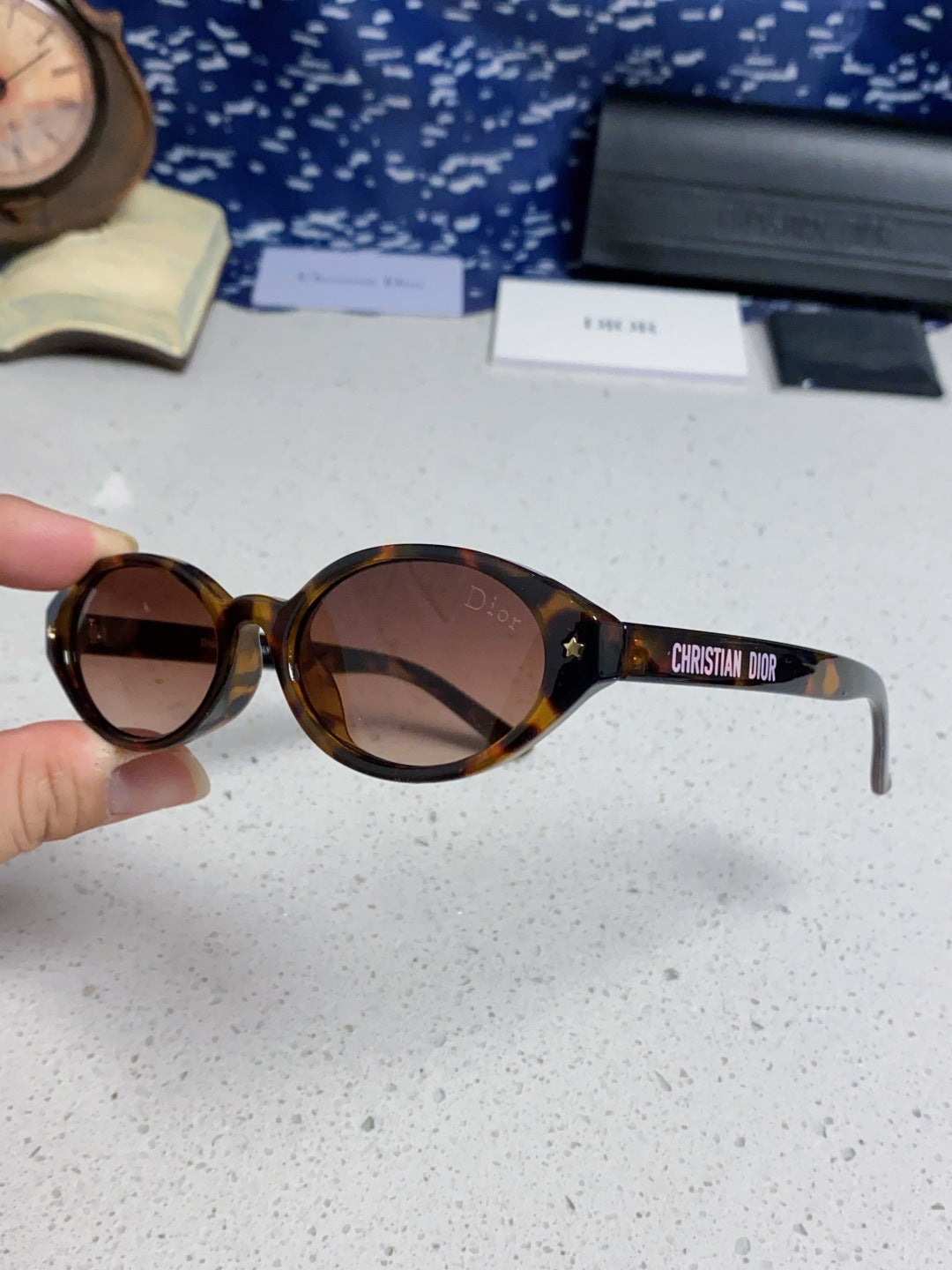 DIOR 26S OVAL FRAME IN ACETATE 394690