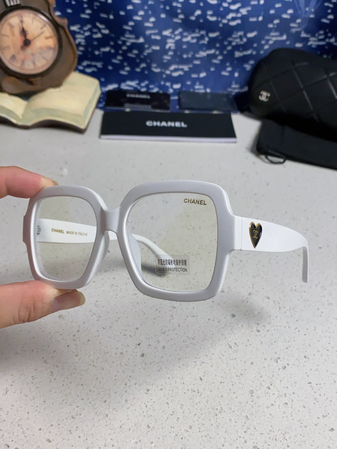 CHANEL 26S OVERSIZED SQUARE FRAME IN WHITE ACETATE 404748