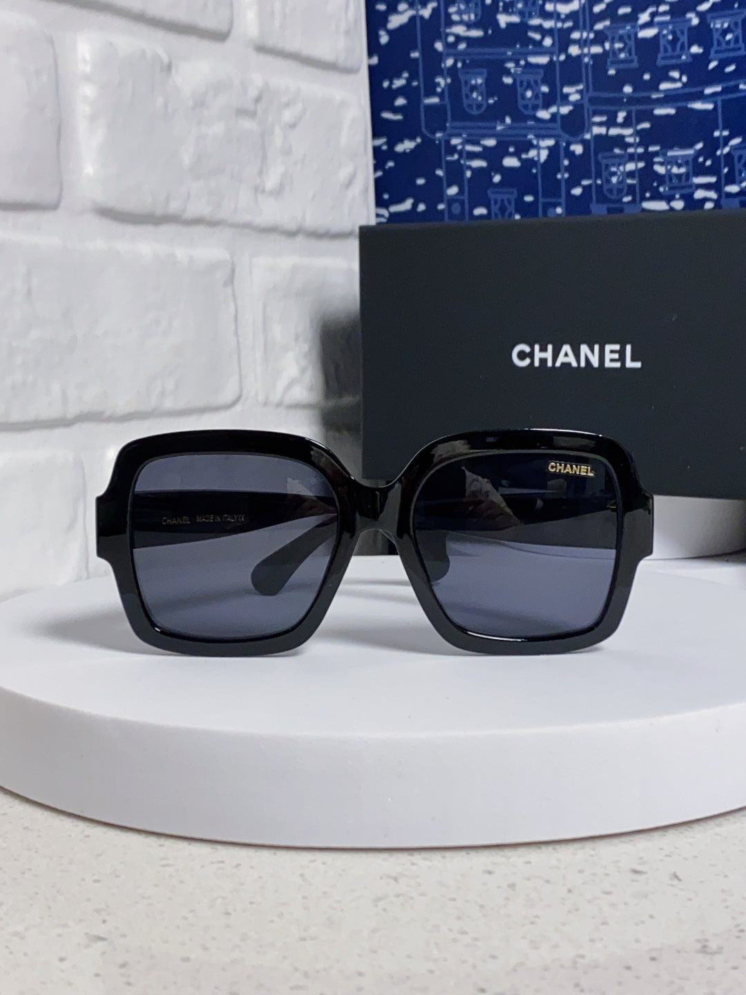 CHANEL 26S OVERSIZED BLACK SQUARE FRAME IN BLACK ACETATE 404755