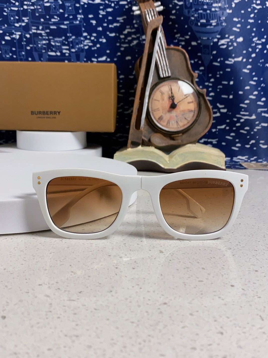 BURBERRY 26S SQUARE FRAME IN ACETATE 406615