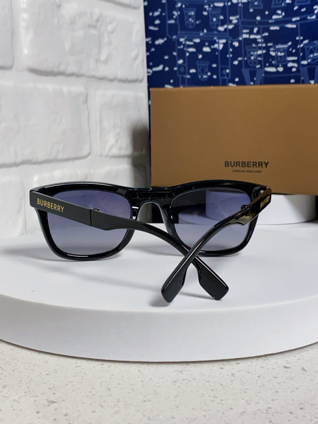 BURBERRY 26S SQUARE FRAME IN ACETATE 406618