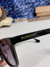 BURBERRY 26S SQUARE FRAME IN ACETATE 406618