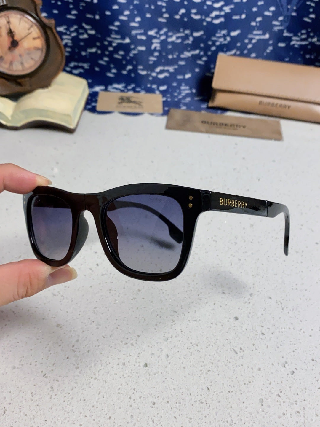 BURBERRY 26S SQUARE FRAME IN ACETATE 406618