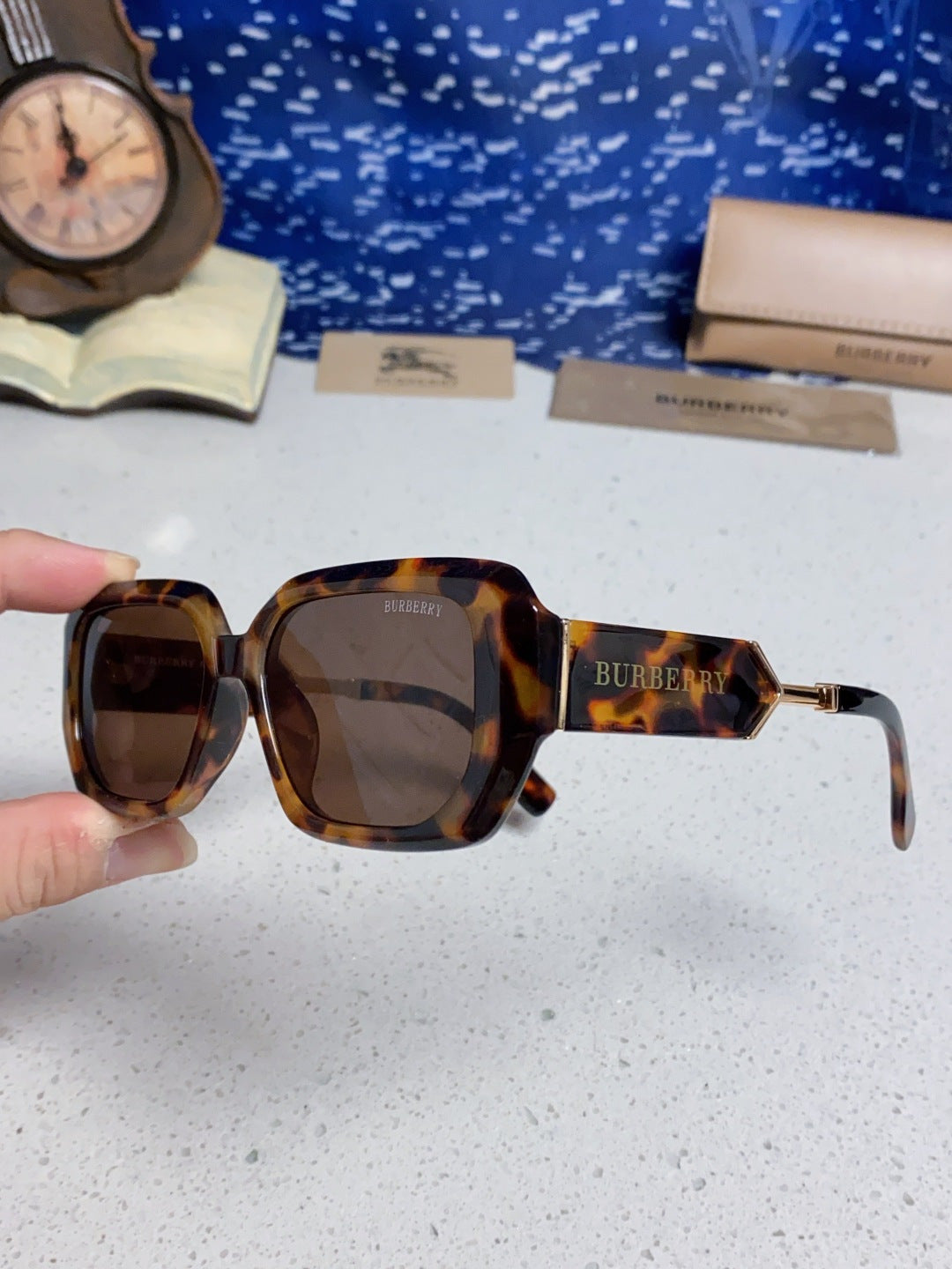 BURBERRY 26S SQUARE GEOMETRIC FRAME IN ACETATE 402987