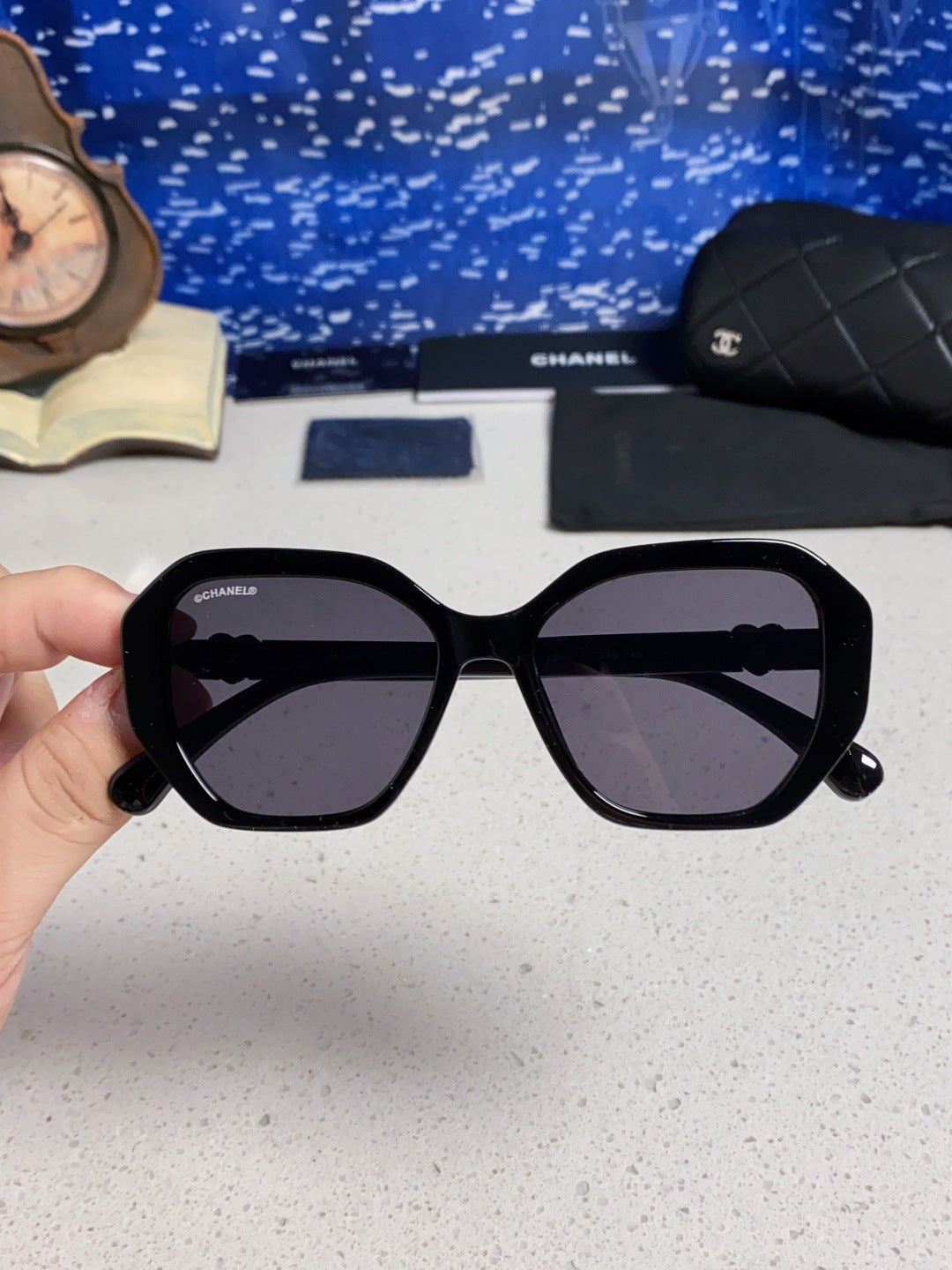 CHANEL 26S HEXAGONAL FRAME IN ACETATE 411755