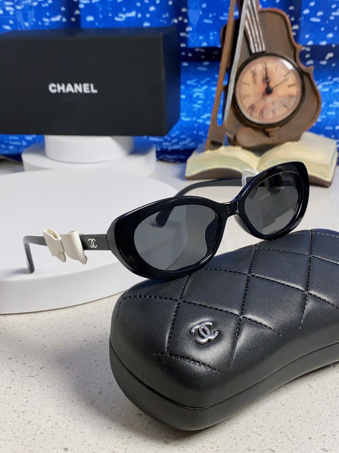 CHANEL 26S SLIM OVAL FRAME IN BLACK ACETATE 404789