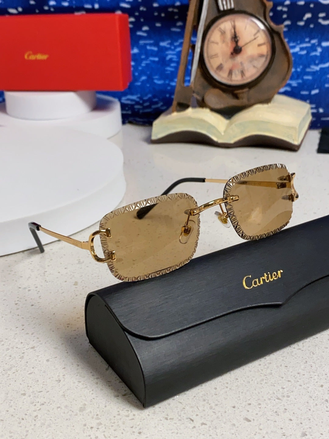 CARTIER 26S RIMLESS FRAME IN METAL 439652
