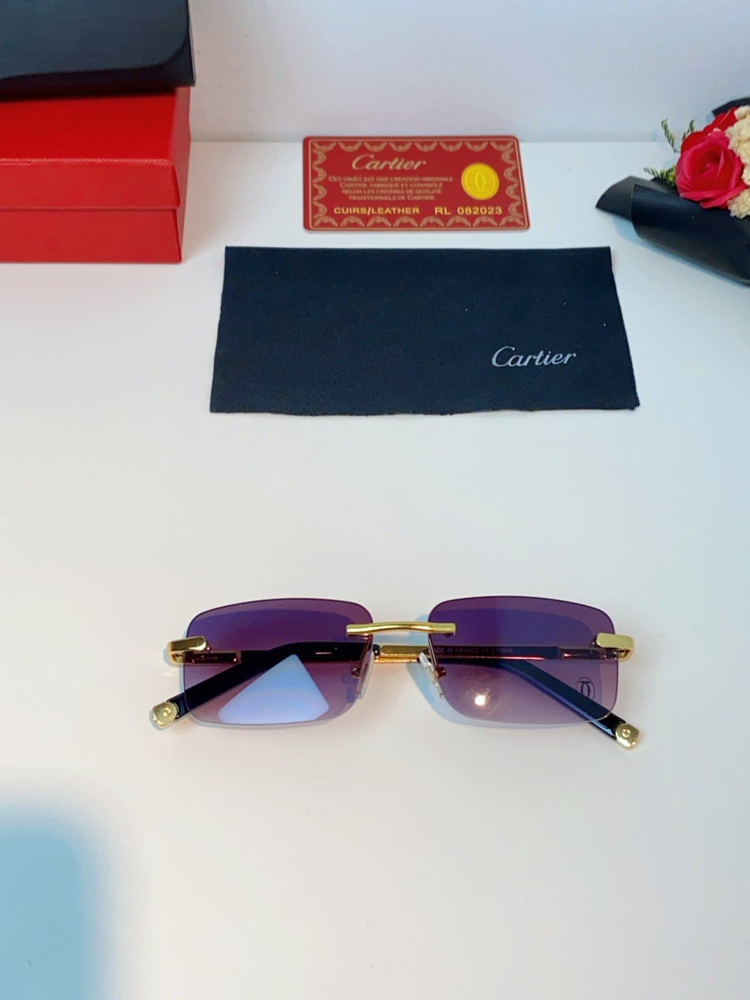 CARTIER 26S RECTANGULAR FRAME IN METAL 431049