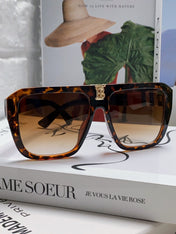 BURBERRY 26S SQUARE AVIATOR FRAME IN ACETATE 417275
