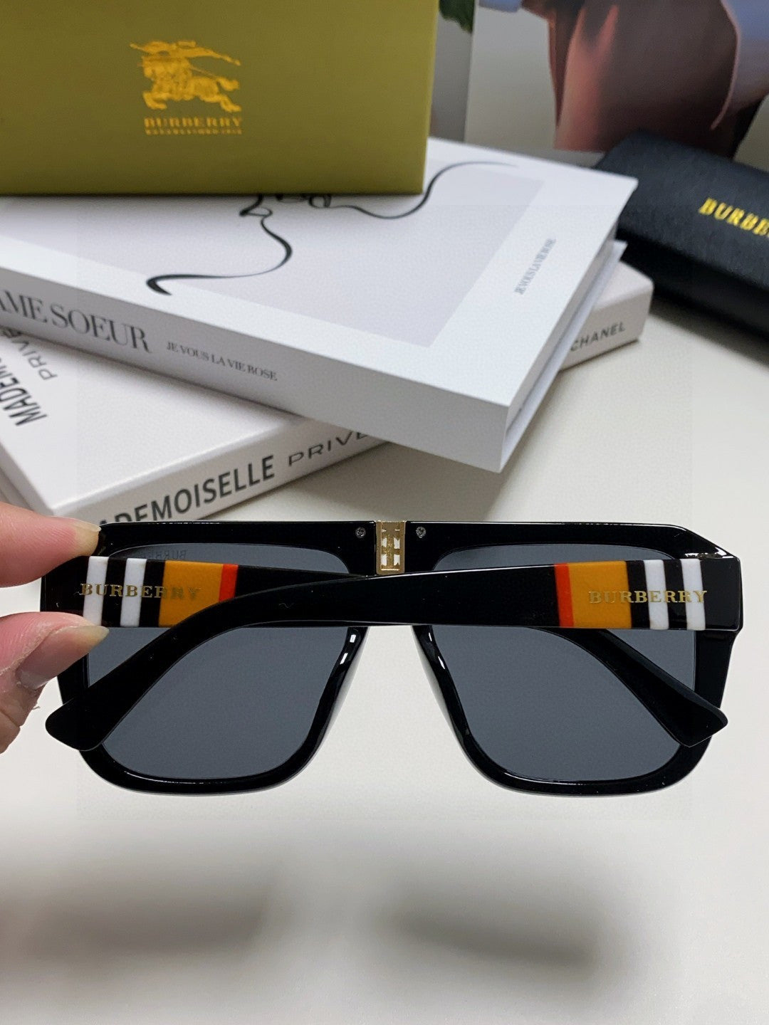 BURBERRY 26S SQUARE AVIATOR FRAME IN ACETATE 417276