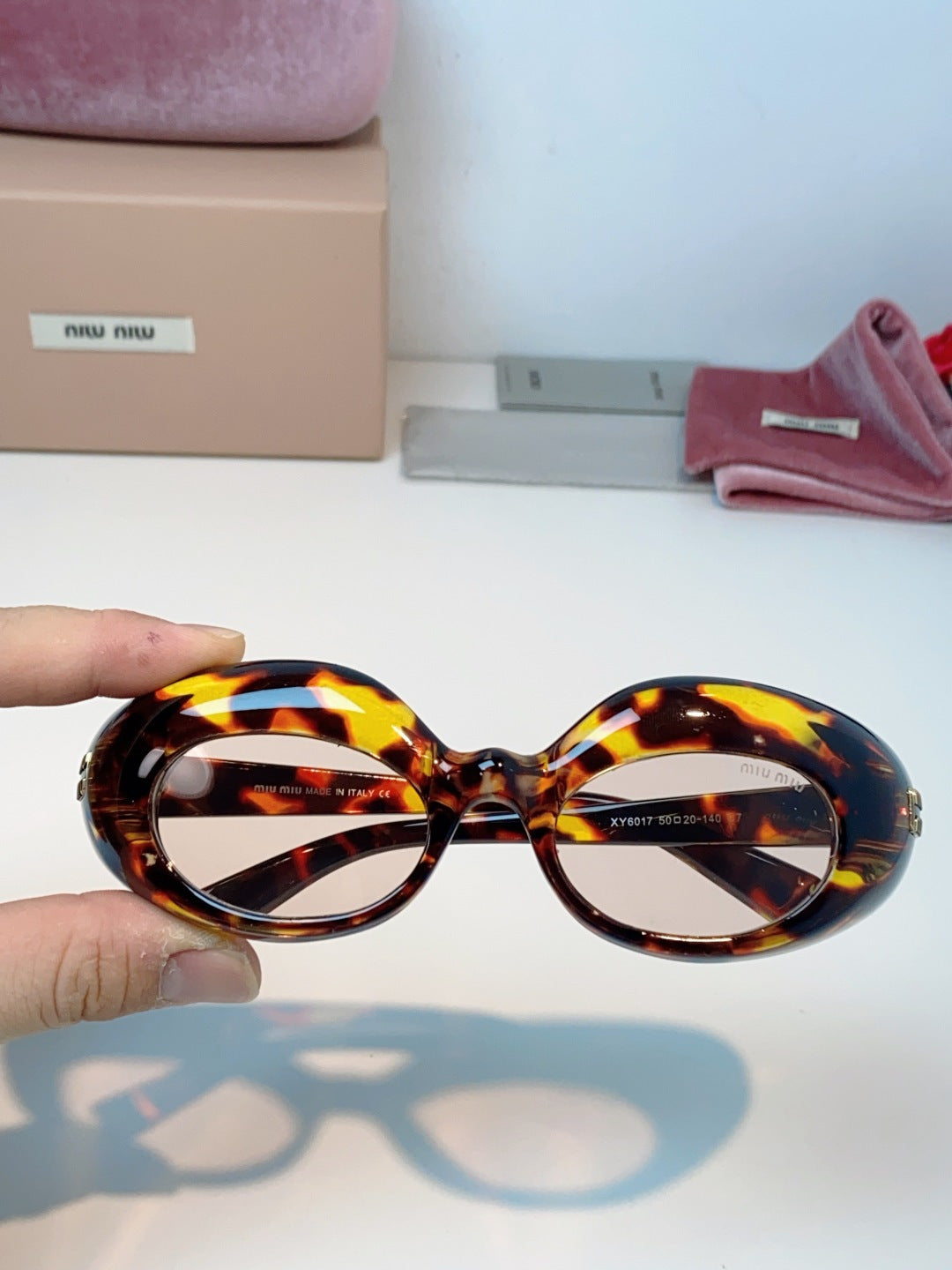 MIUMIU 26S BUTTERFLY FRAME IN ACETATE 424491