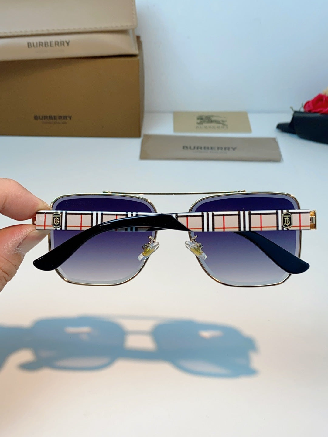 BURBERRY 26S RECTANGULAR FRAME IN METAL 419058