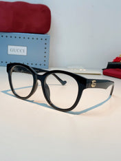 GUCCI 26S CAT-EYE FRAME IN ACETATE 424498