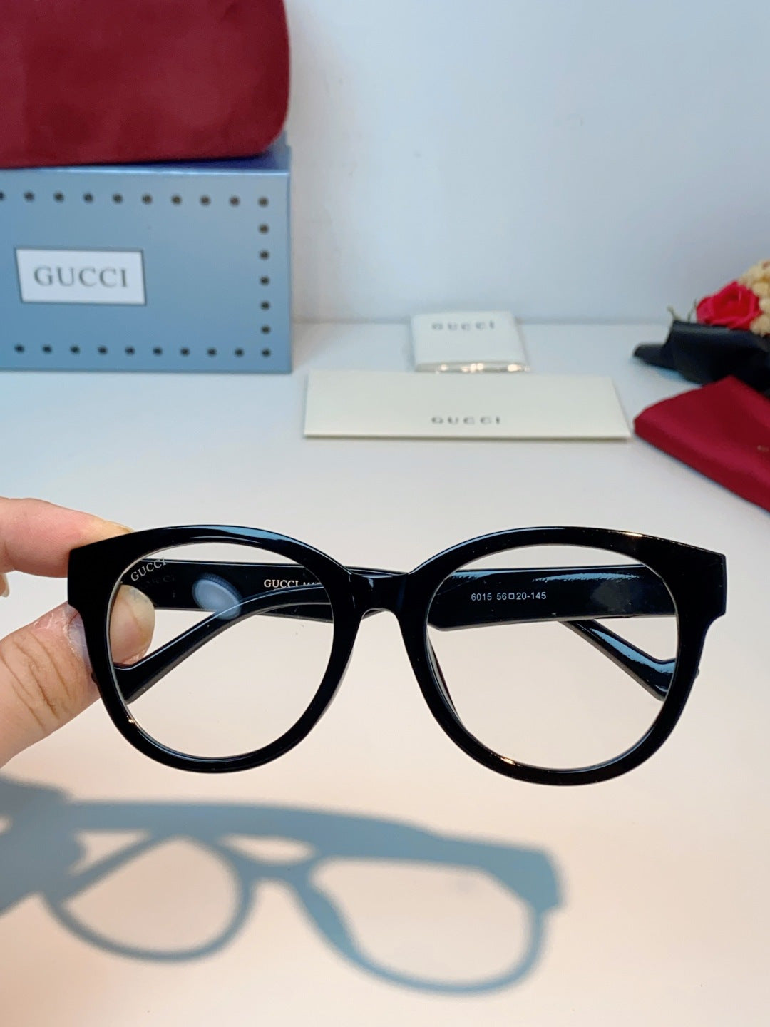 GUCCI 26S CAT-EYE FRAME IN ACETATE 424498