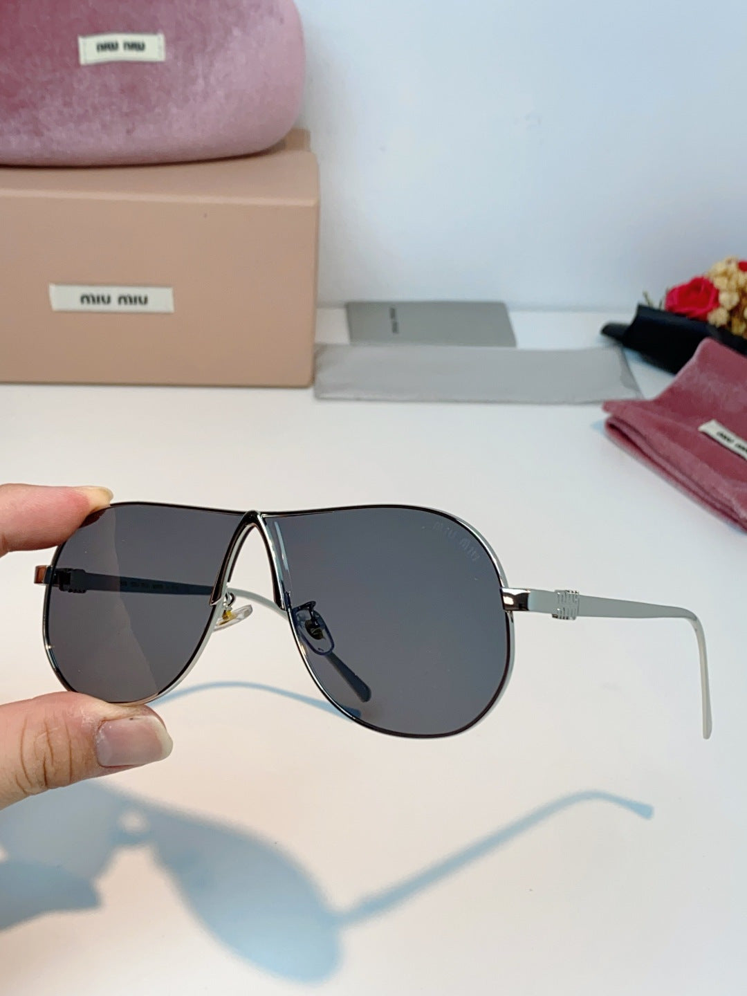 MIUMIU 26S OVAL FRAMEAVIATOR FRAME IN METAL 424526