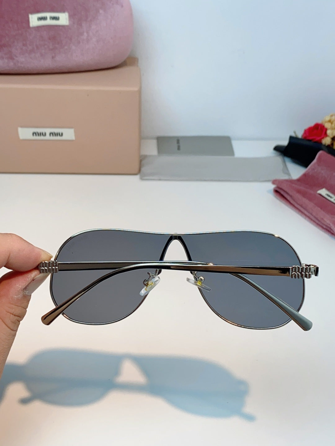 MIUMIU 26S OVAL FRAMEAVIATOR FRAME IN METAL 424526