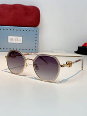 GUCCI 26S POLYGONAL FRAME IN METAL 426443