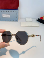 GUCCI 26S POLYGONAL FRAME IN METAL 426444