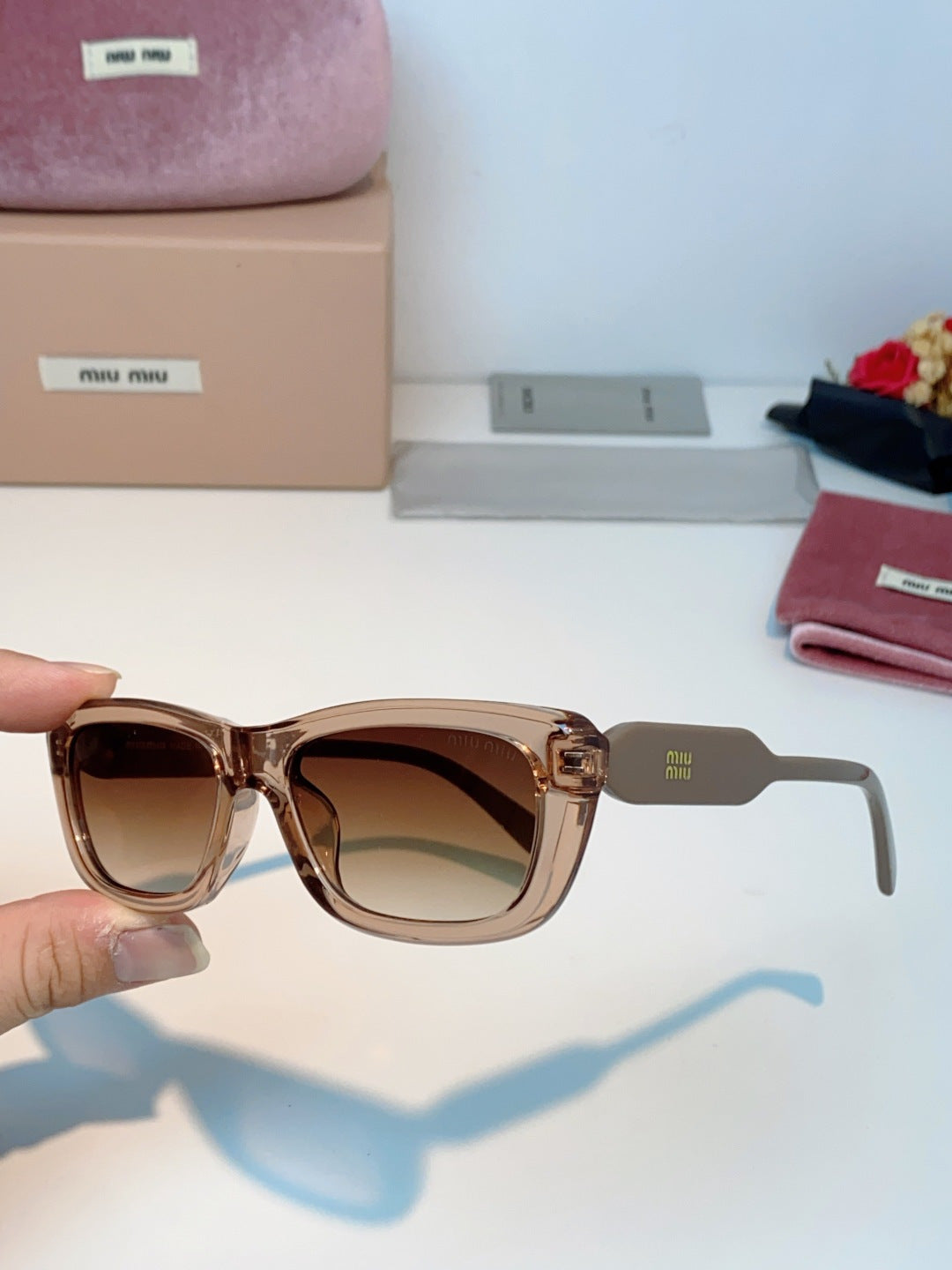 MIUMIU 26S RECTANGULAR FRAME IN ACETATE 426447