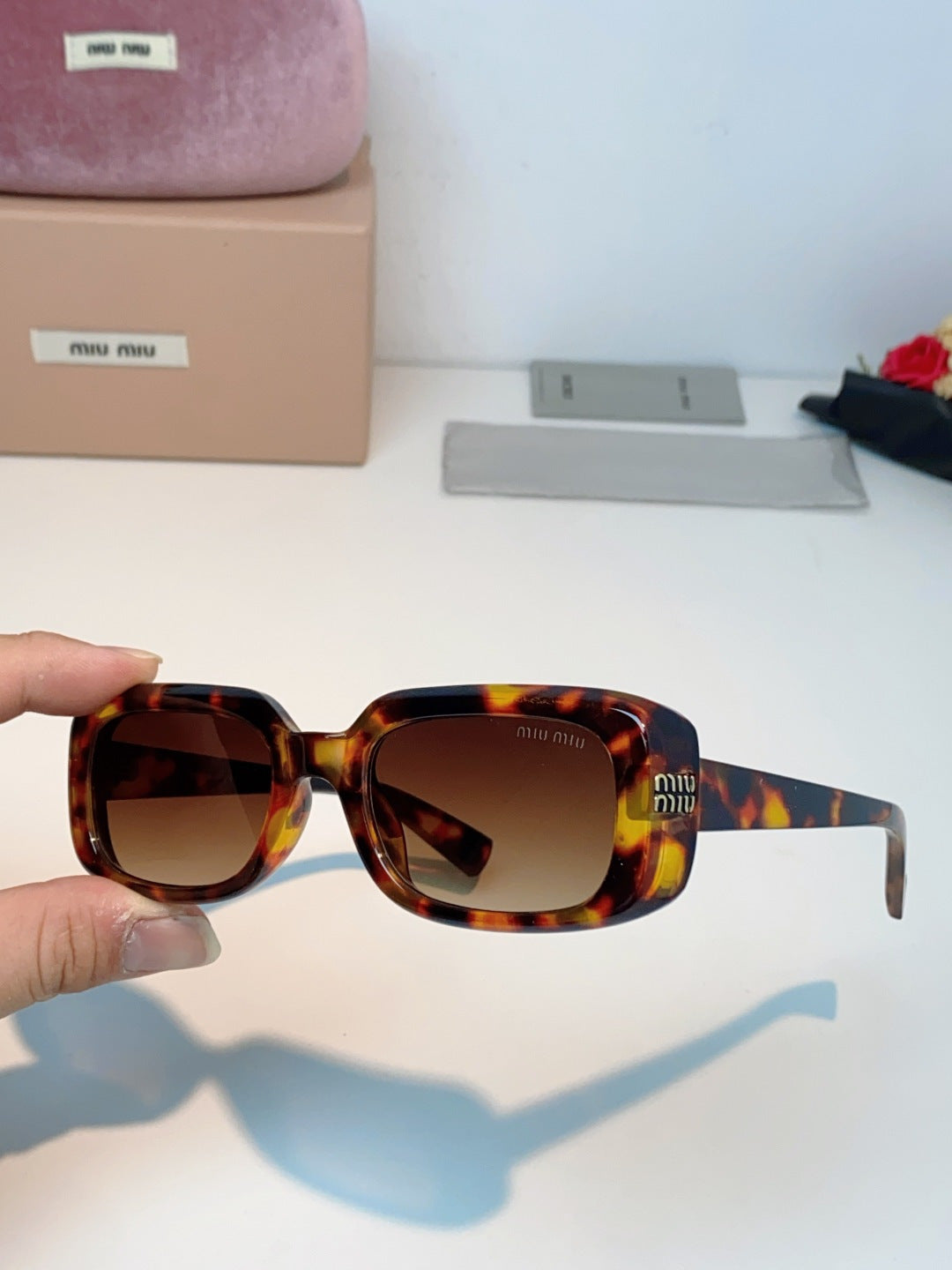 MIUMIU 26S RECTANGULAR FRAME IN ACETATE 426456