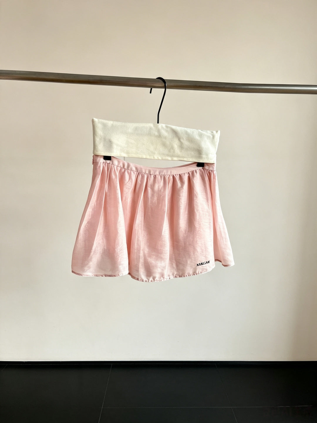 HERMES 26S SLEEVELESS TOP AND SHORTS SET 777